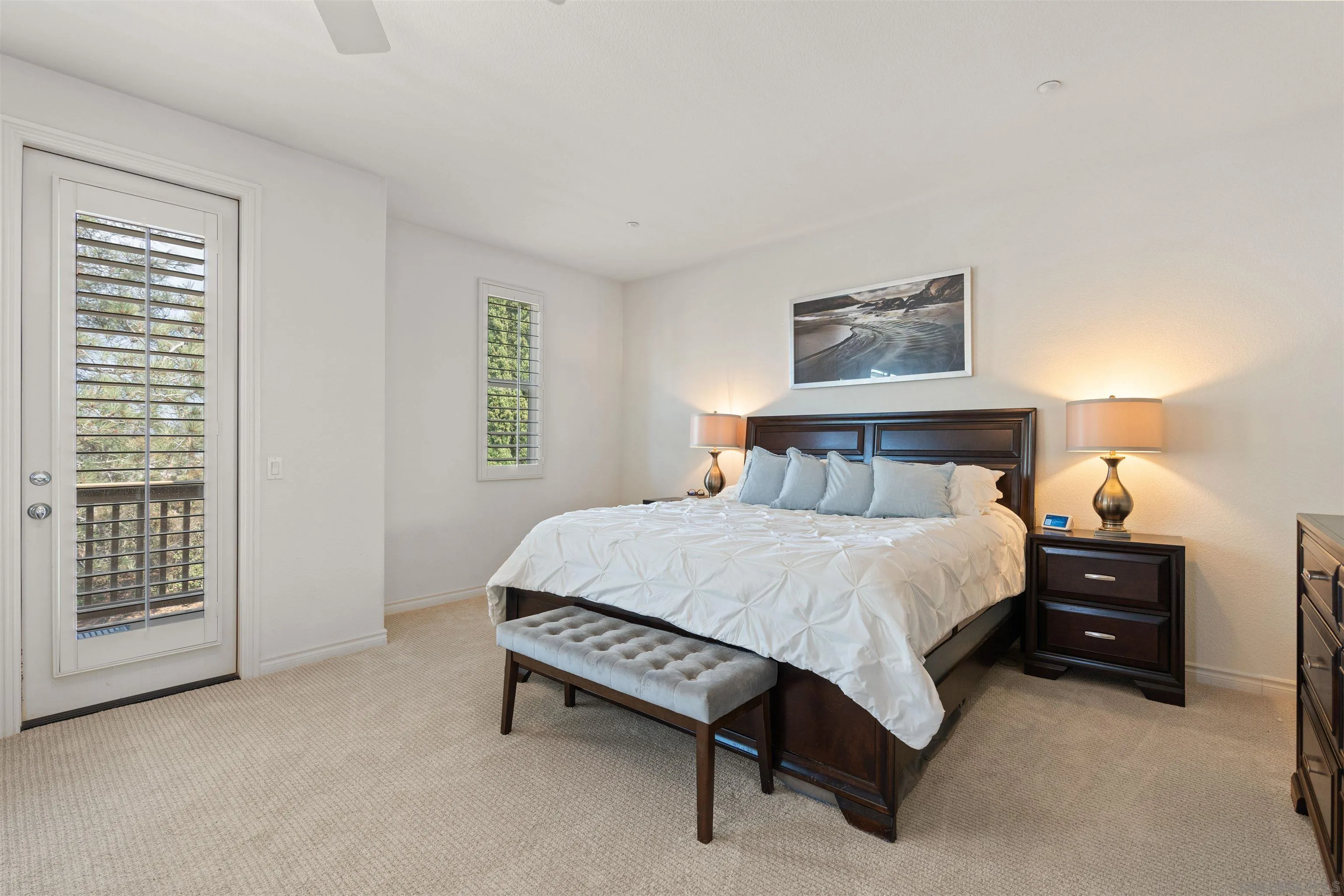 571 Lynwood Dr.