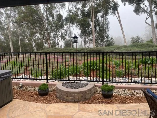 10884 Caminito Colorado