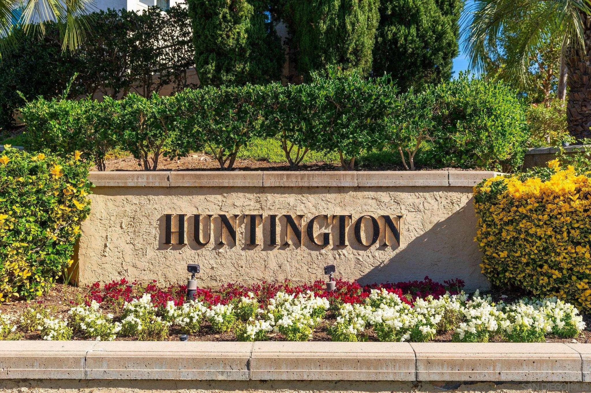 10884 Caminito Colorado