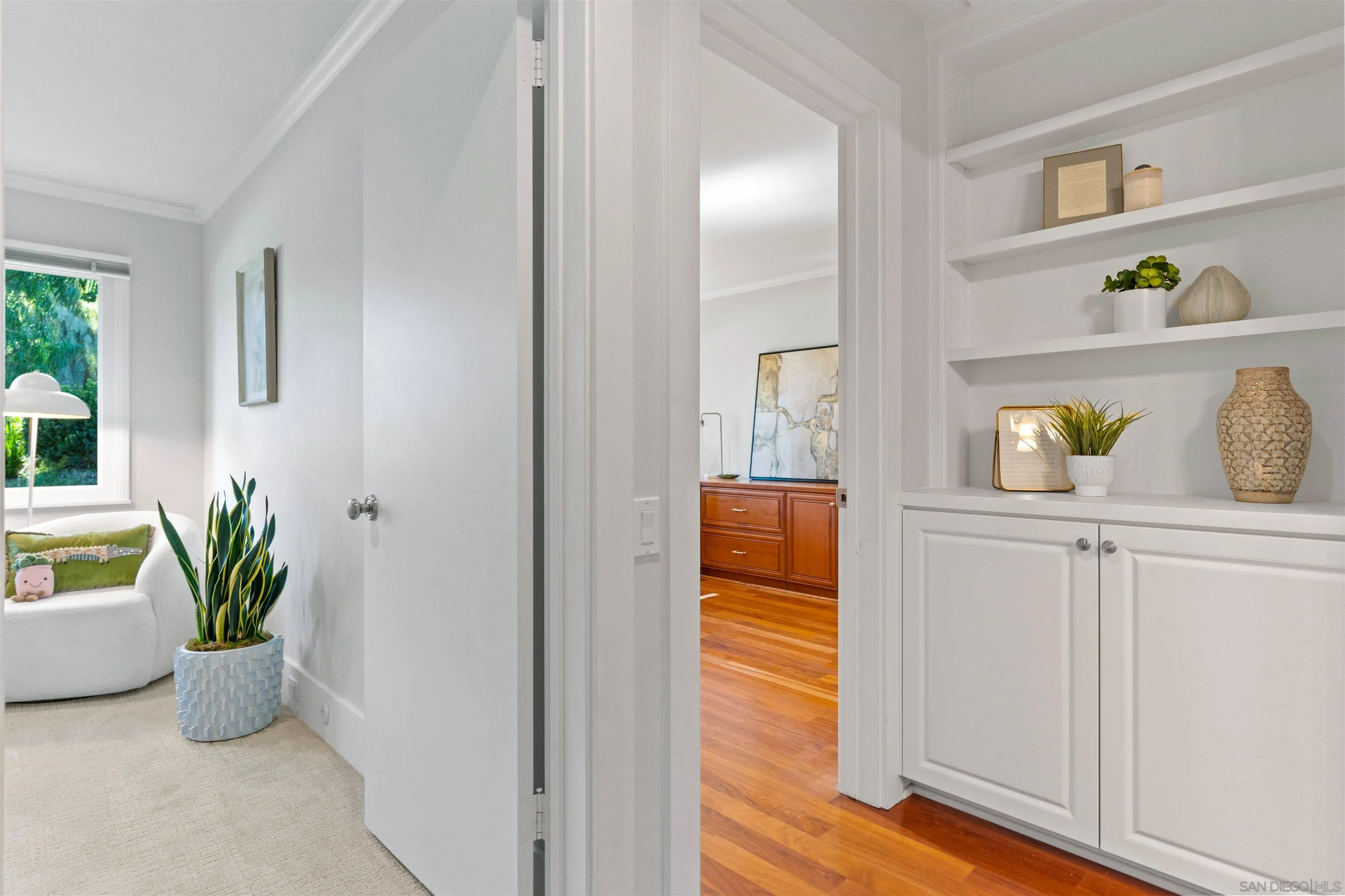 16032 Puerta Del Sol