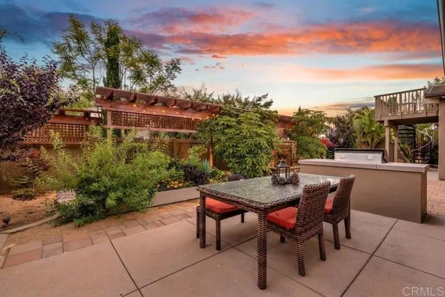 1611 New Crest Court