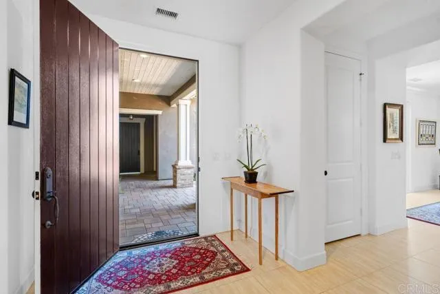 1611 New Crest Court