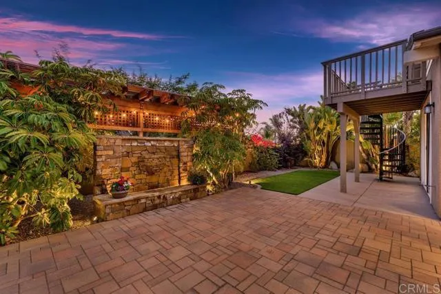 1611 New Crest Court