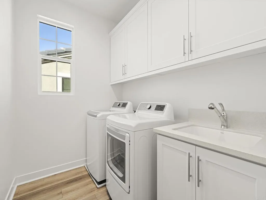 2971 Rue De Latour