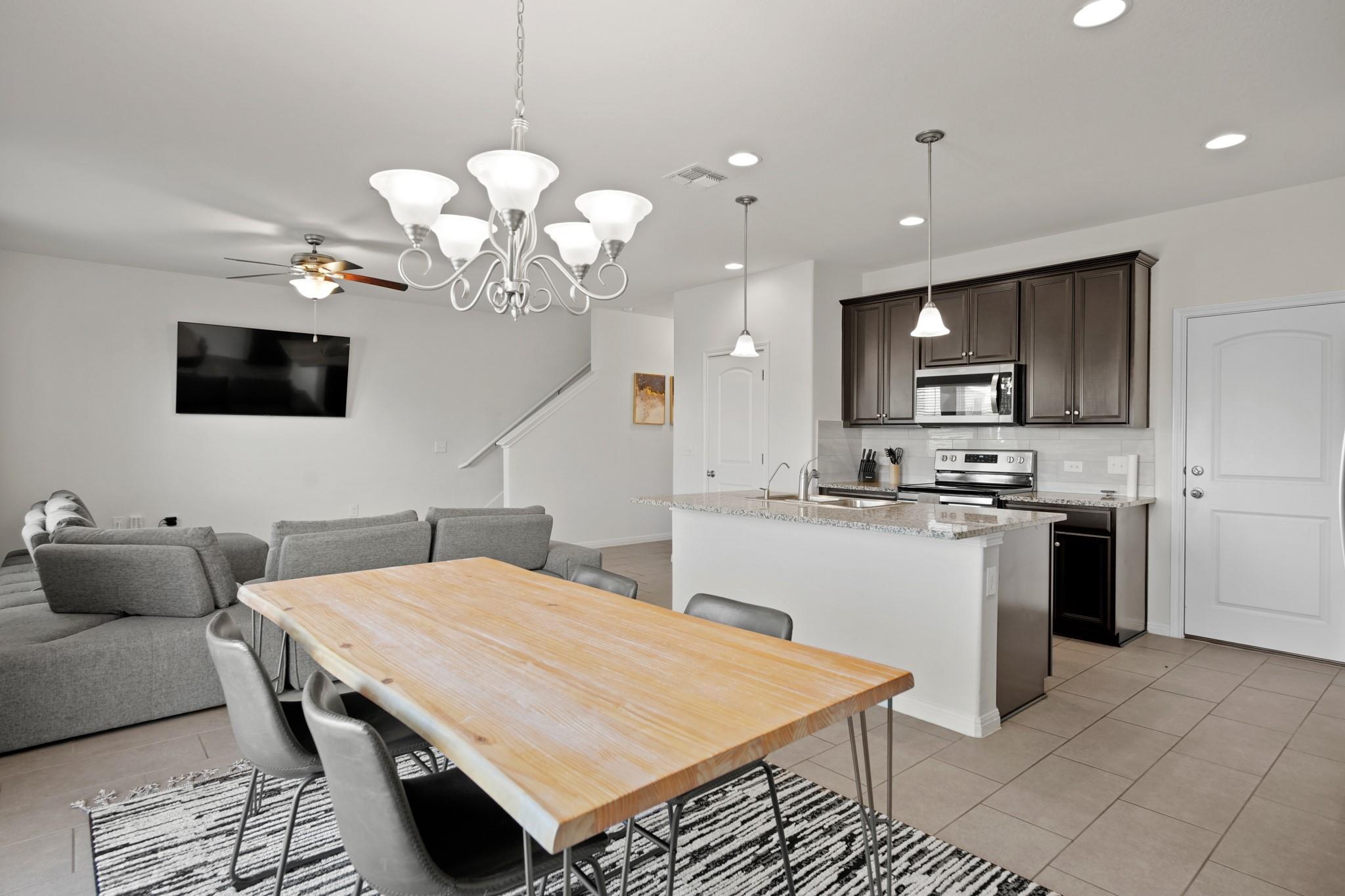 13005 Foreston DR