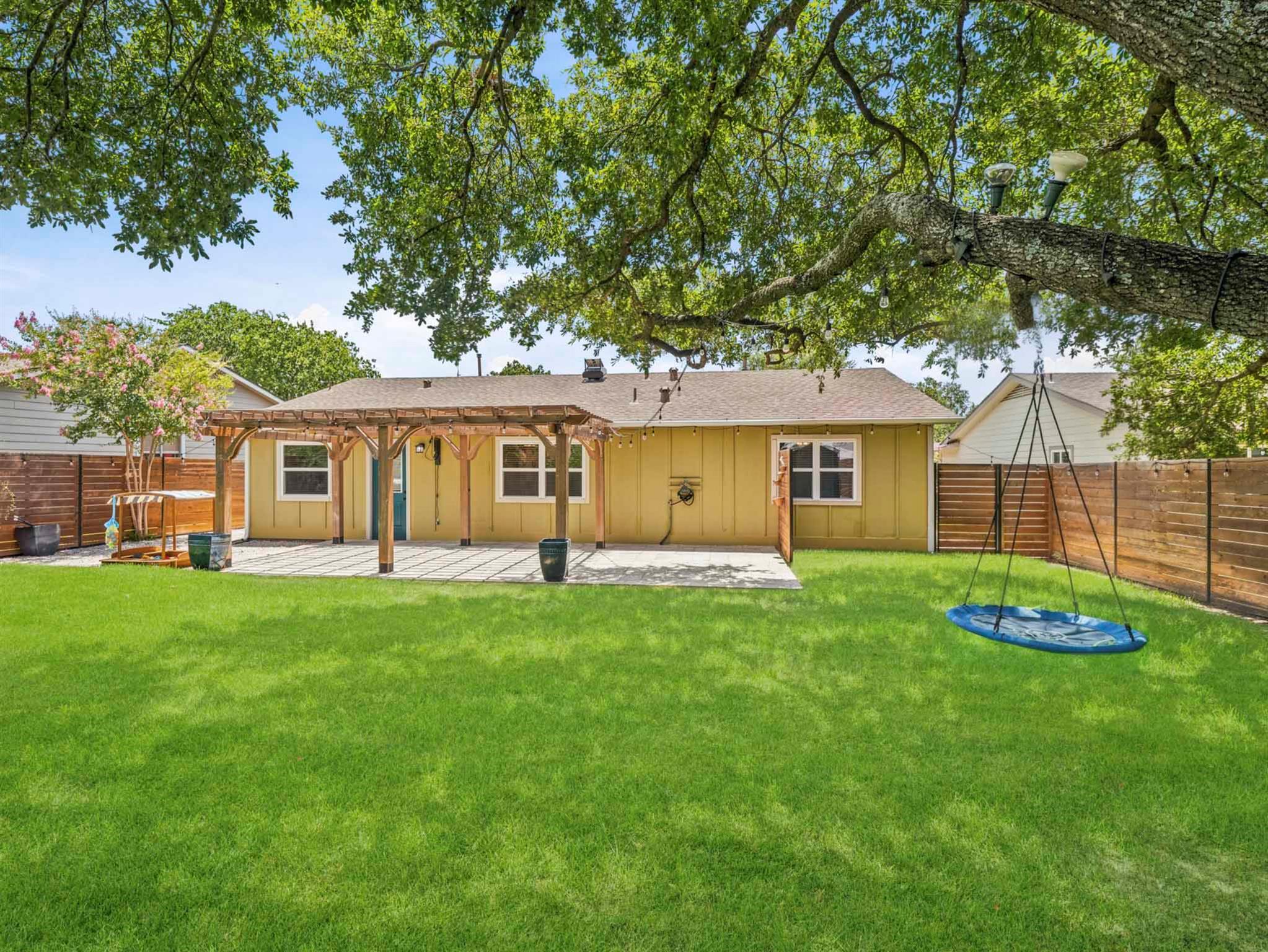 11214 Prairie Dove CIR