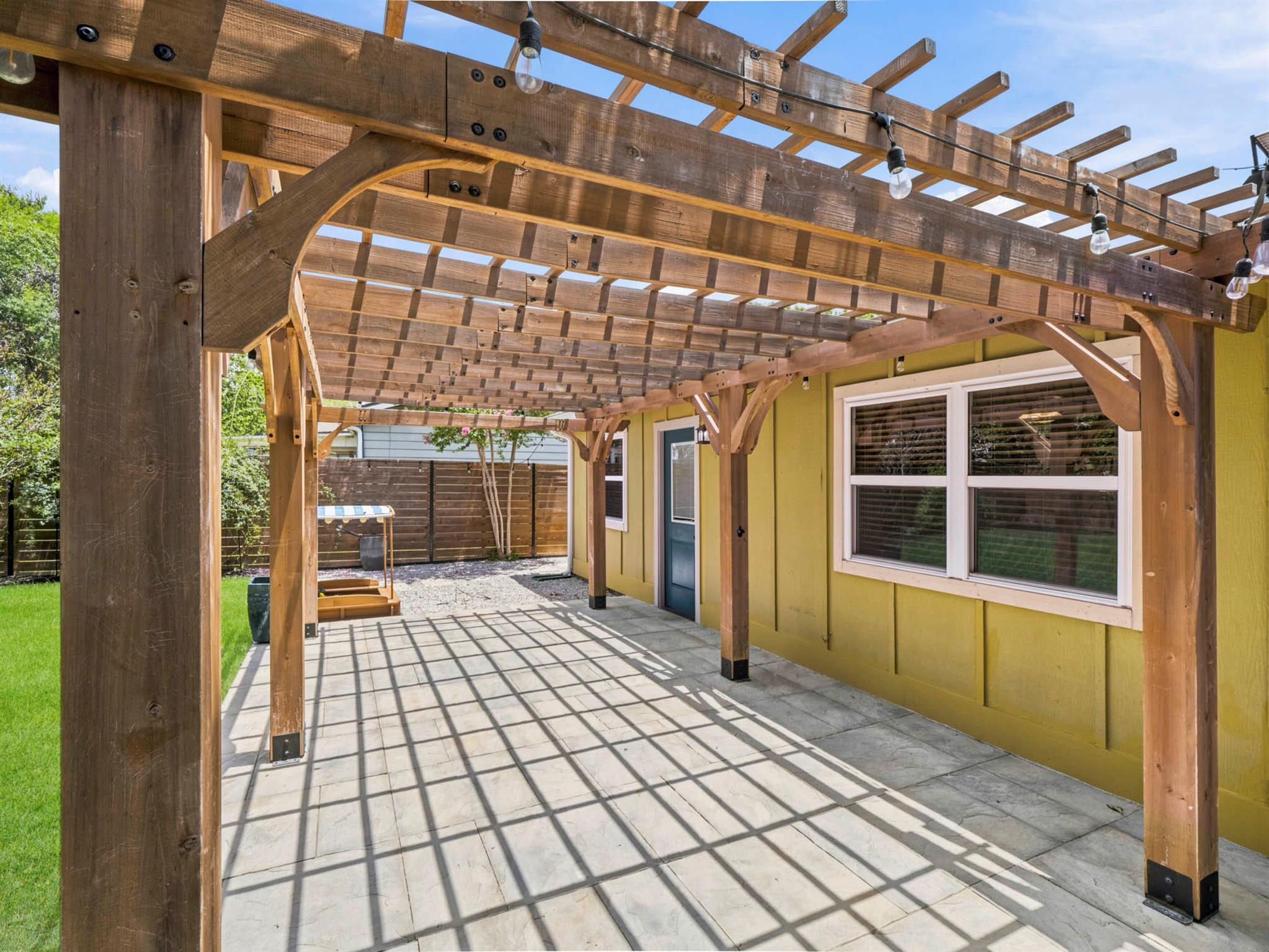 11214 Prairie Dove CIR