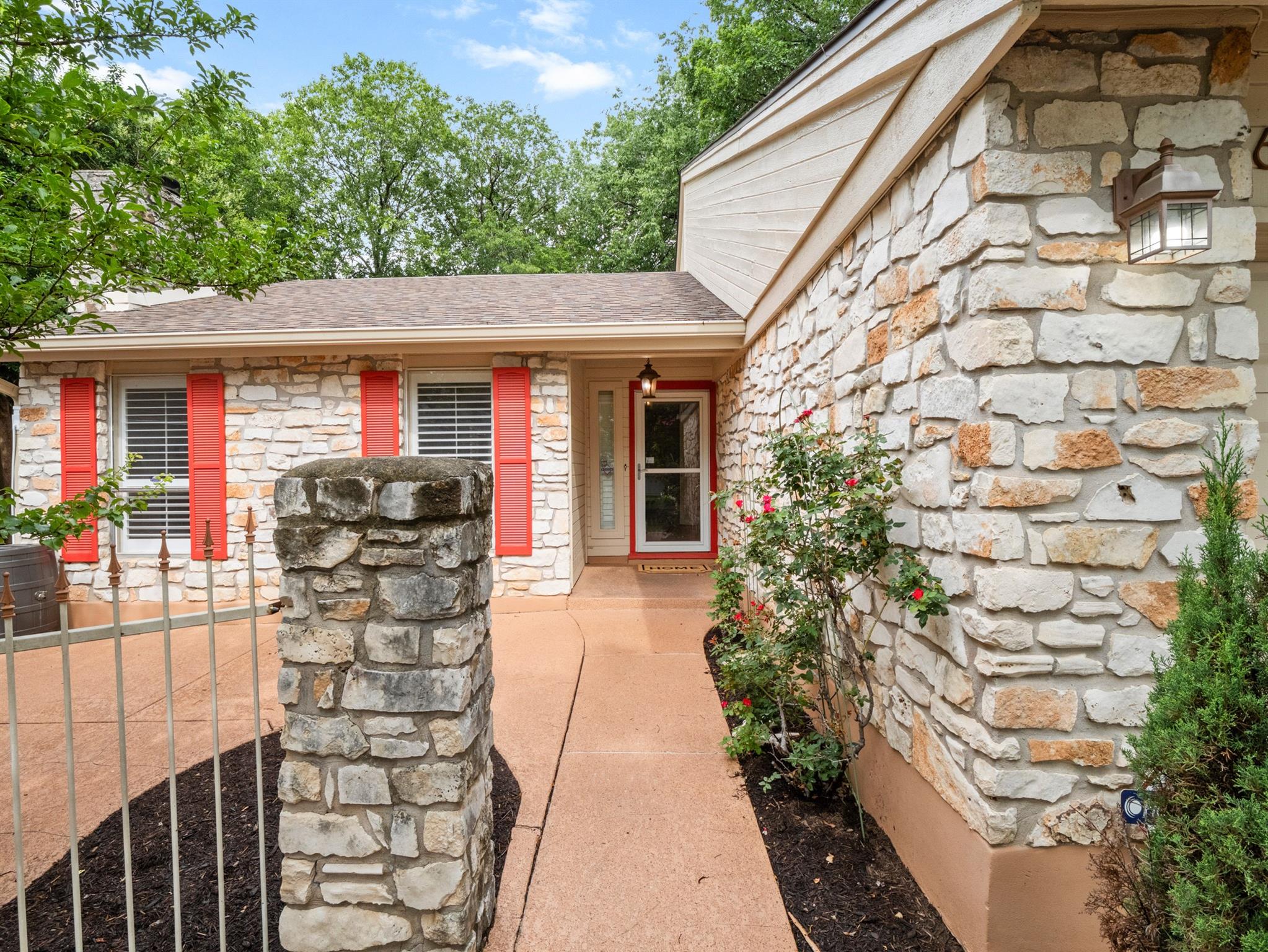 6109 Grass HOLW