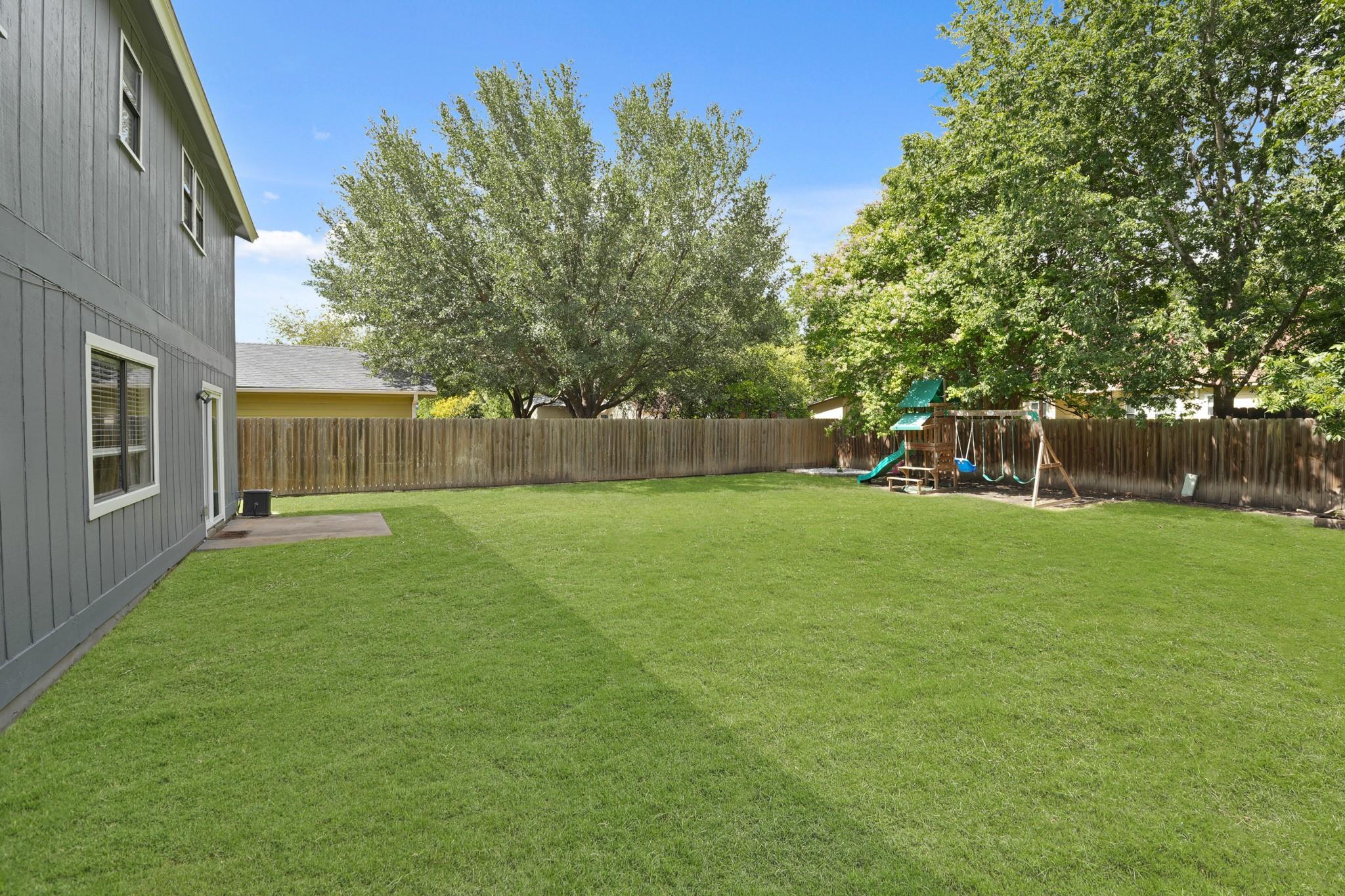1316 Deupree DR