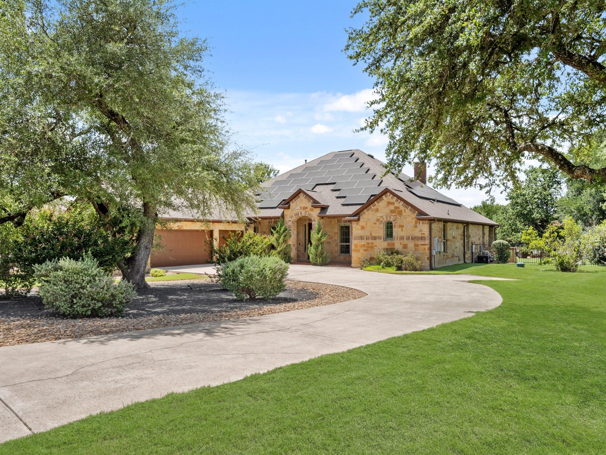 390 Hawthorne LOOP