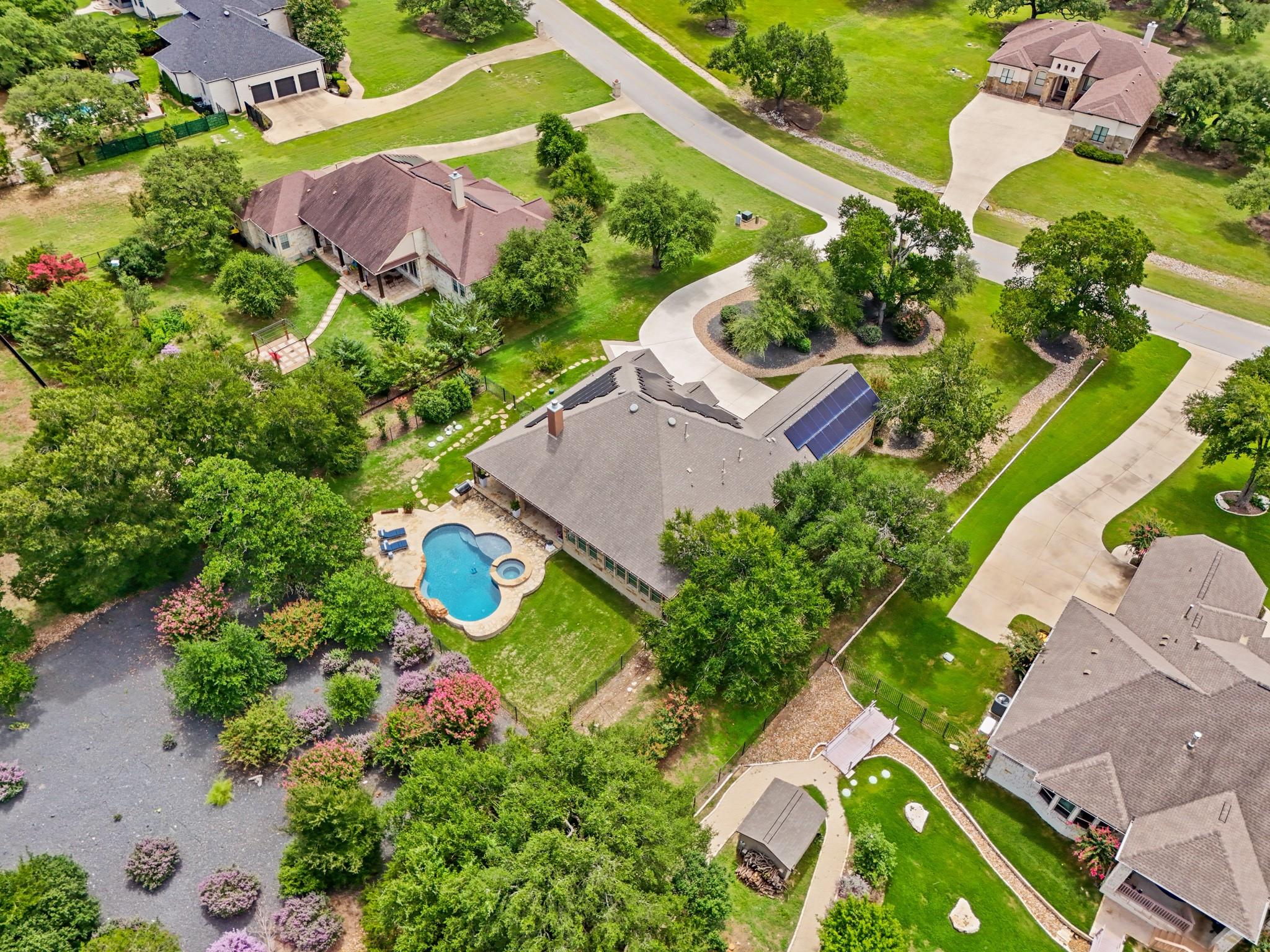 390 Hawthorne LOOP