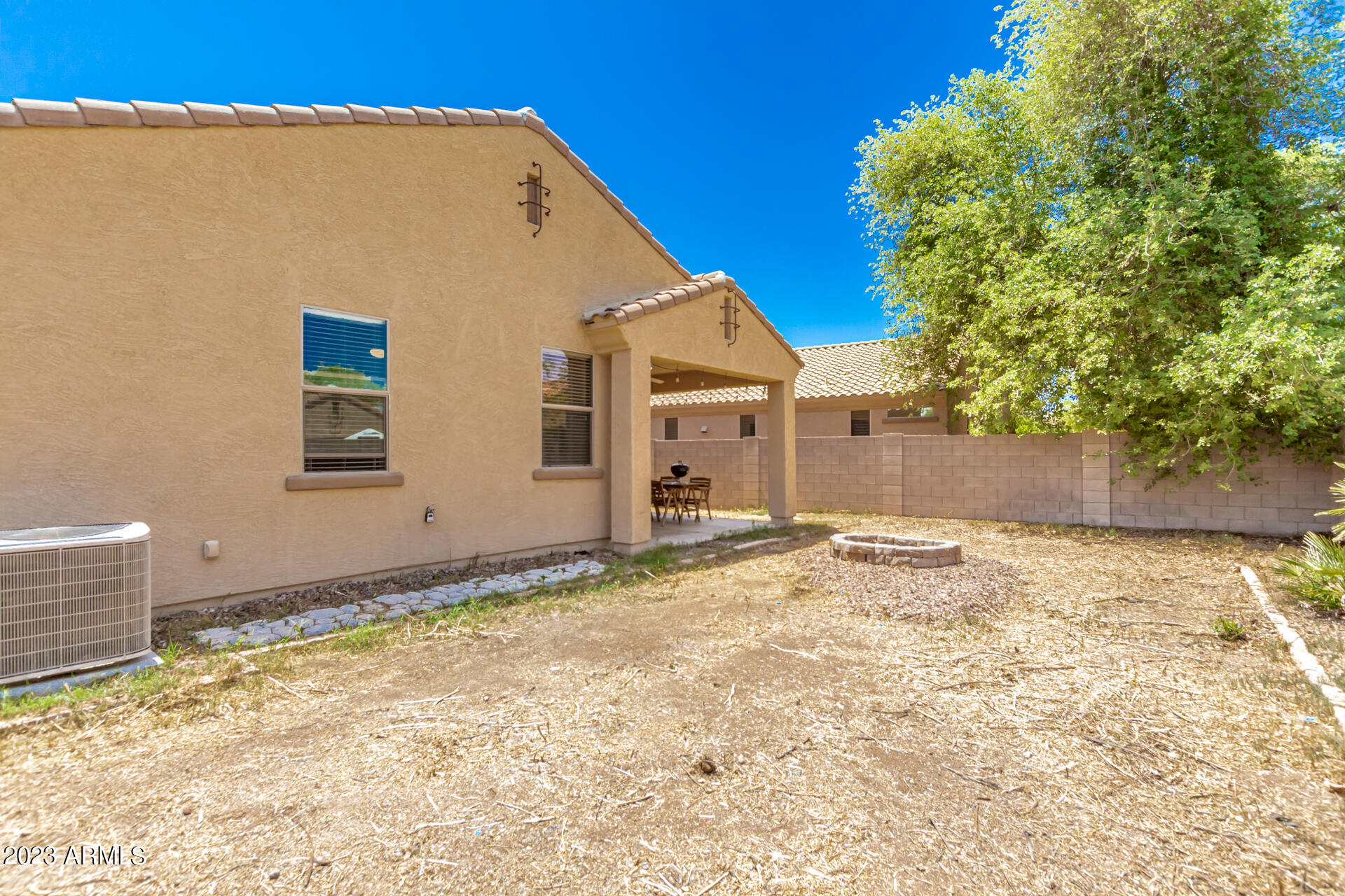 4514 E TRIGGER Way