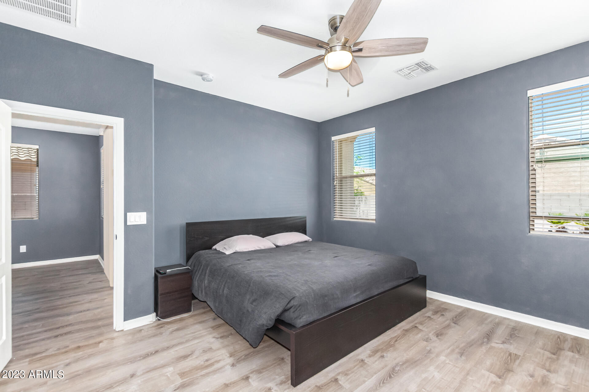 4514 E TRIGGER Way