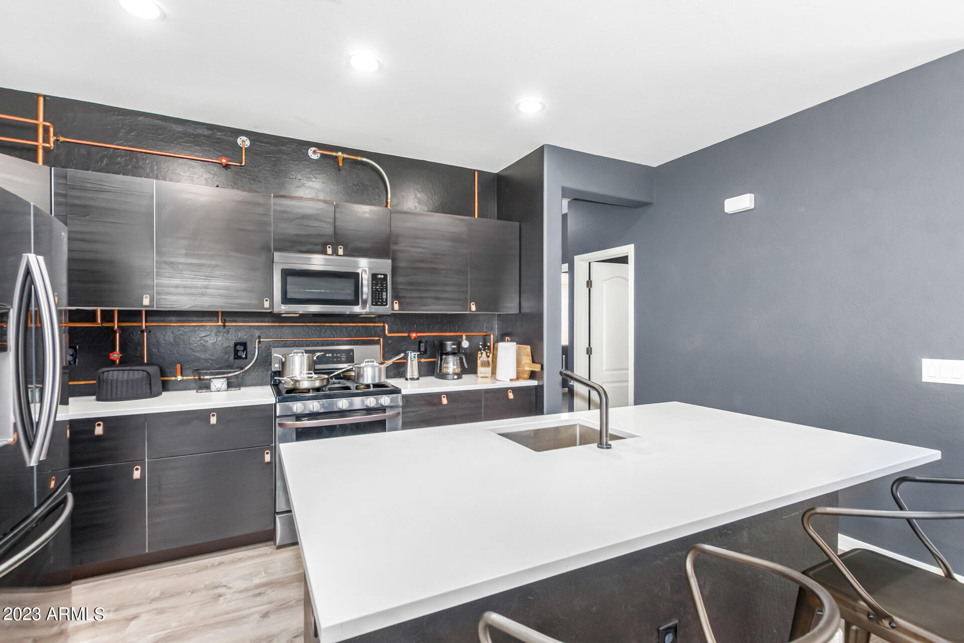 4514 E TRIGGER Way
