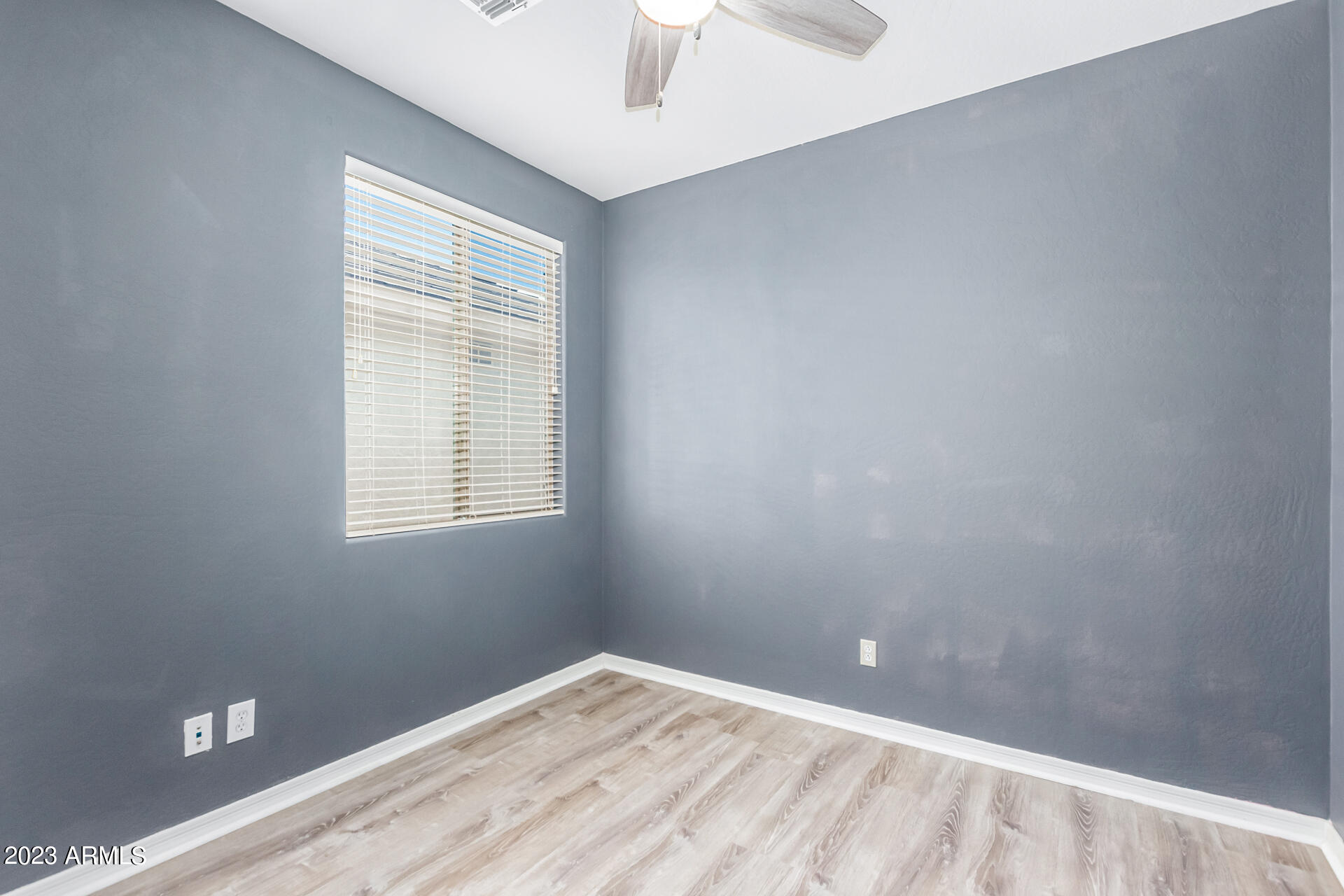 4514 E TRIGGER Way