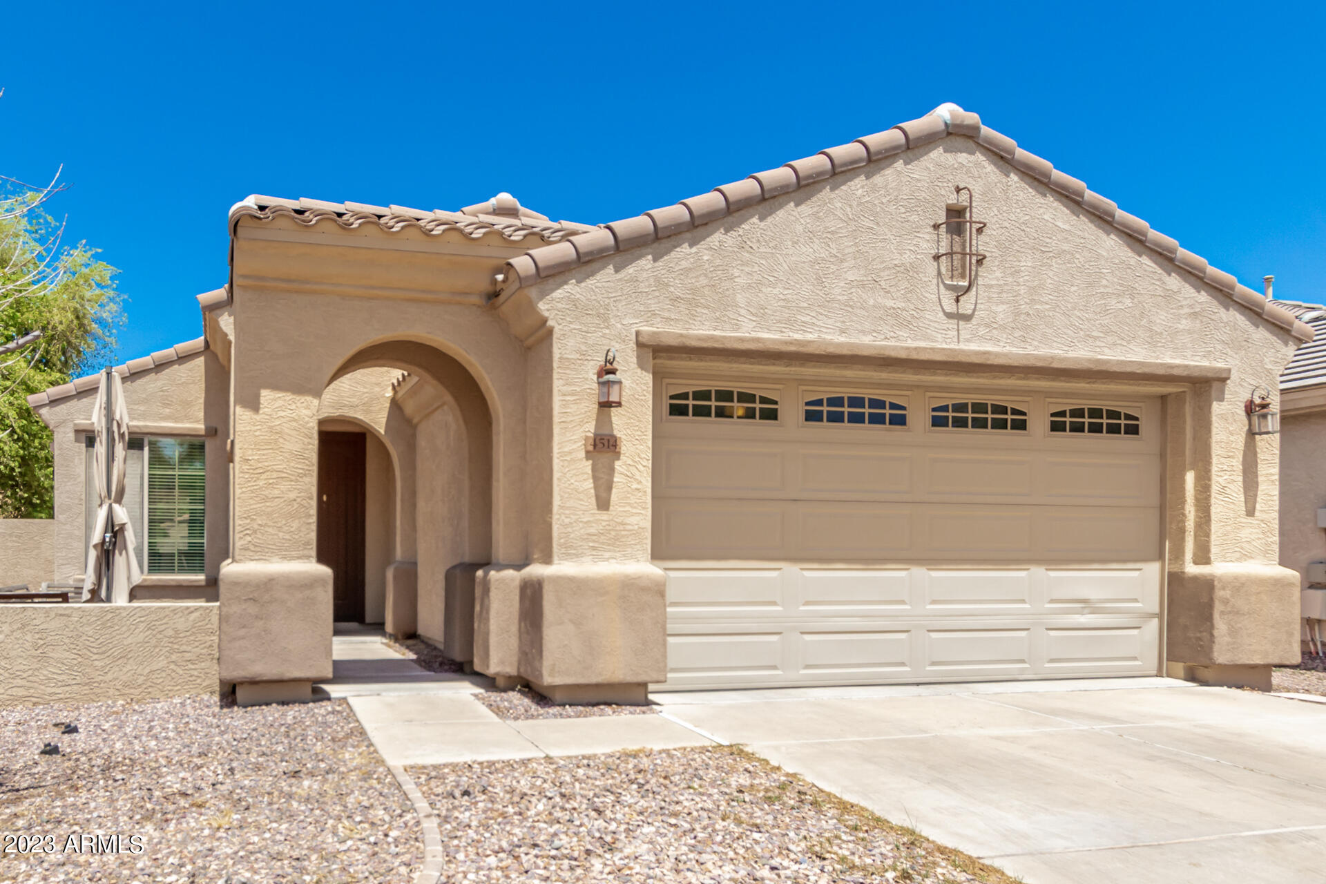 4514 E TRIGGER Way