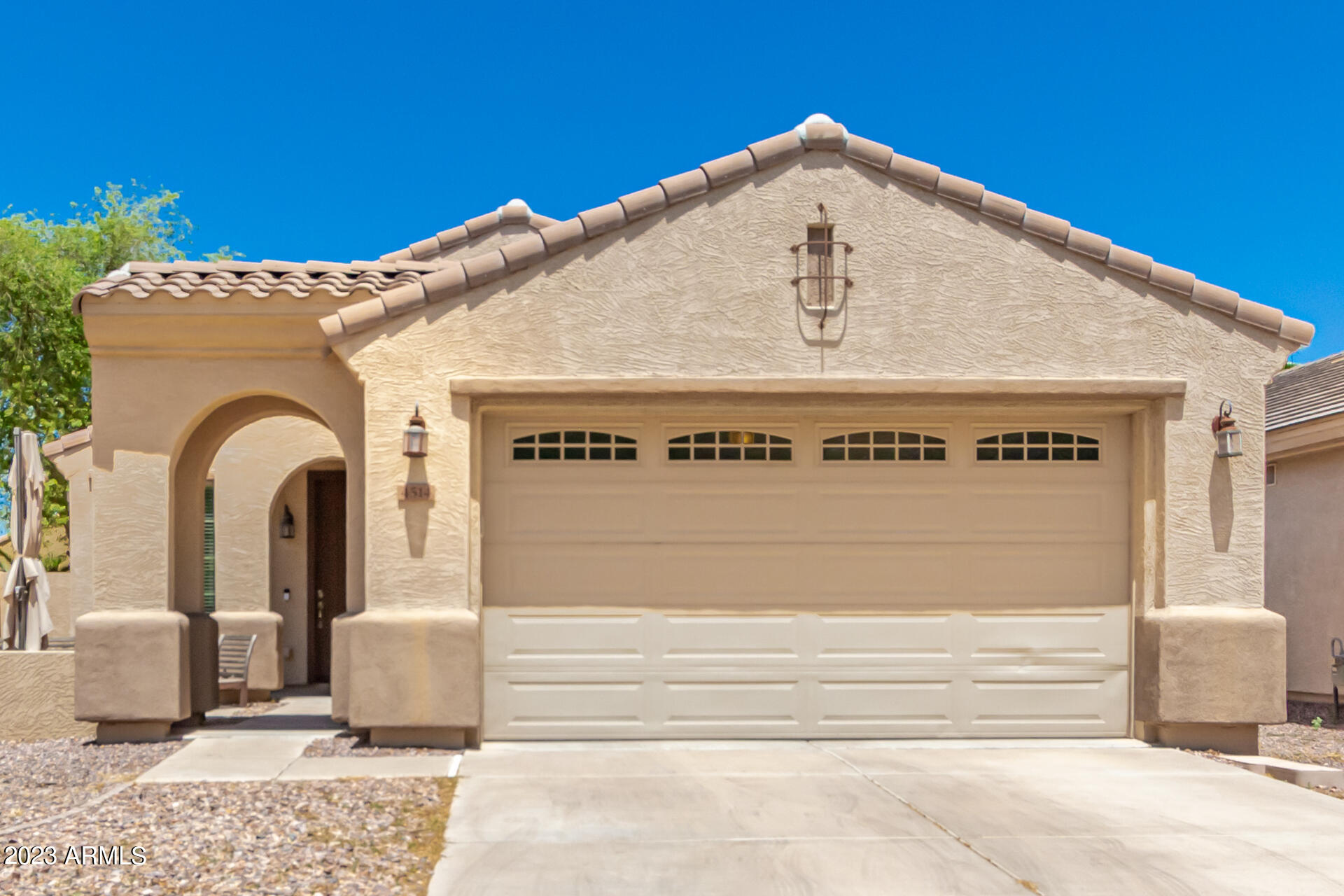4514 E TRIGGER Way