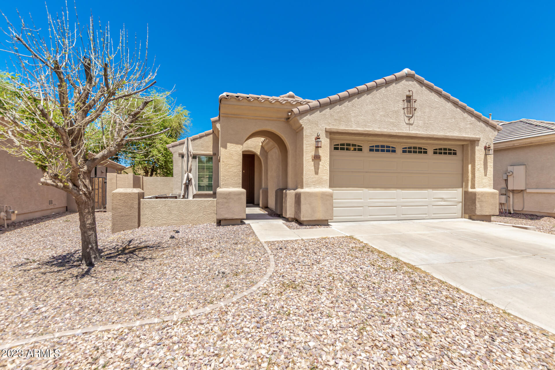 4514 E TRIGGER Way