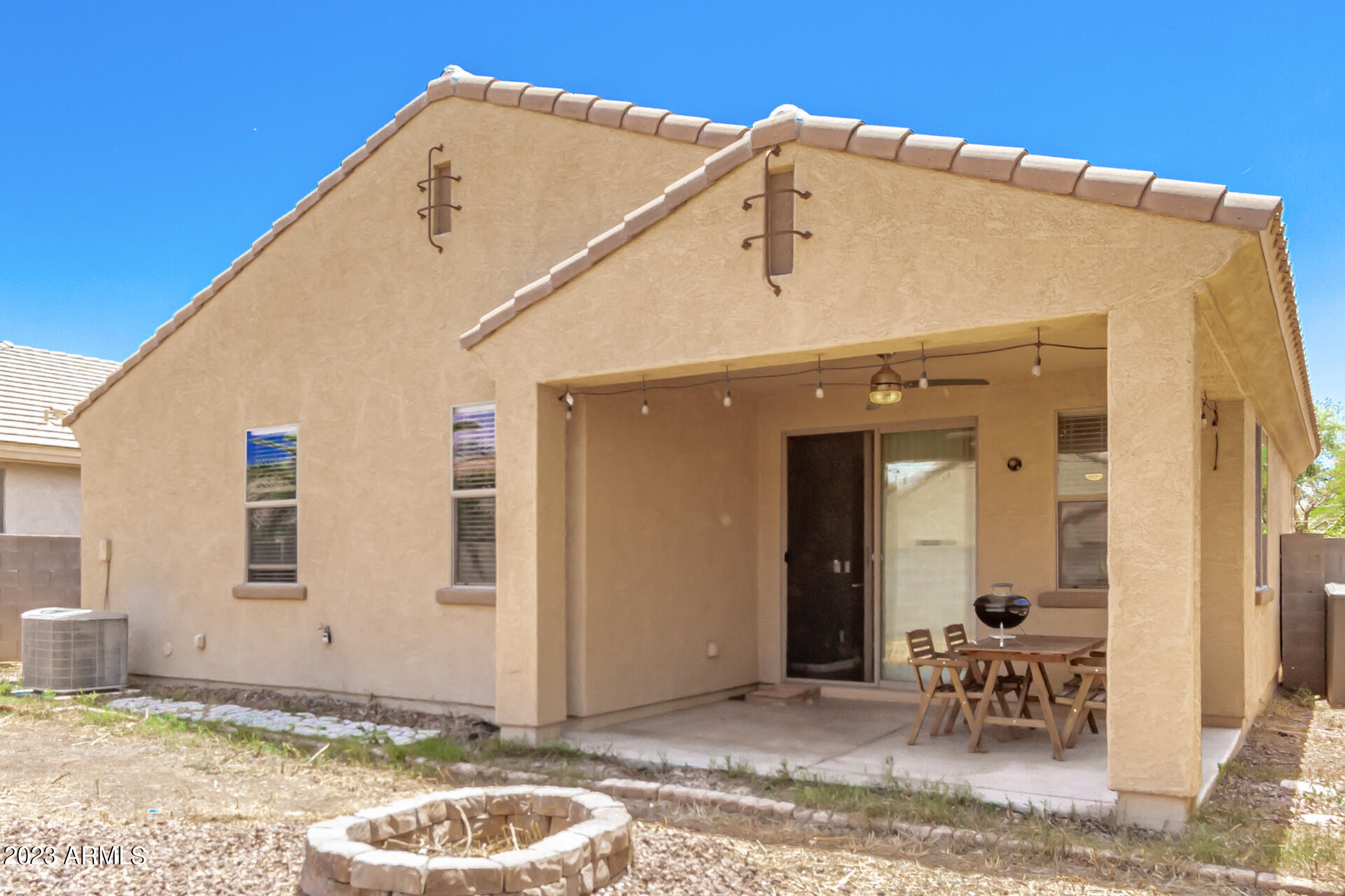 4514 E TRIGGER Way