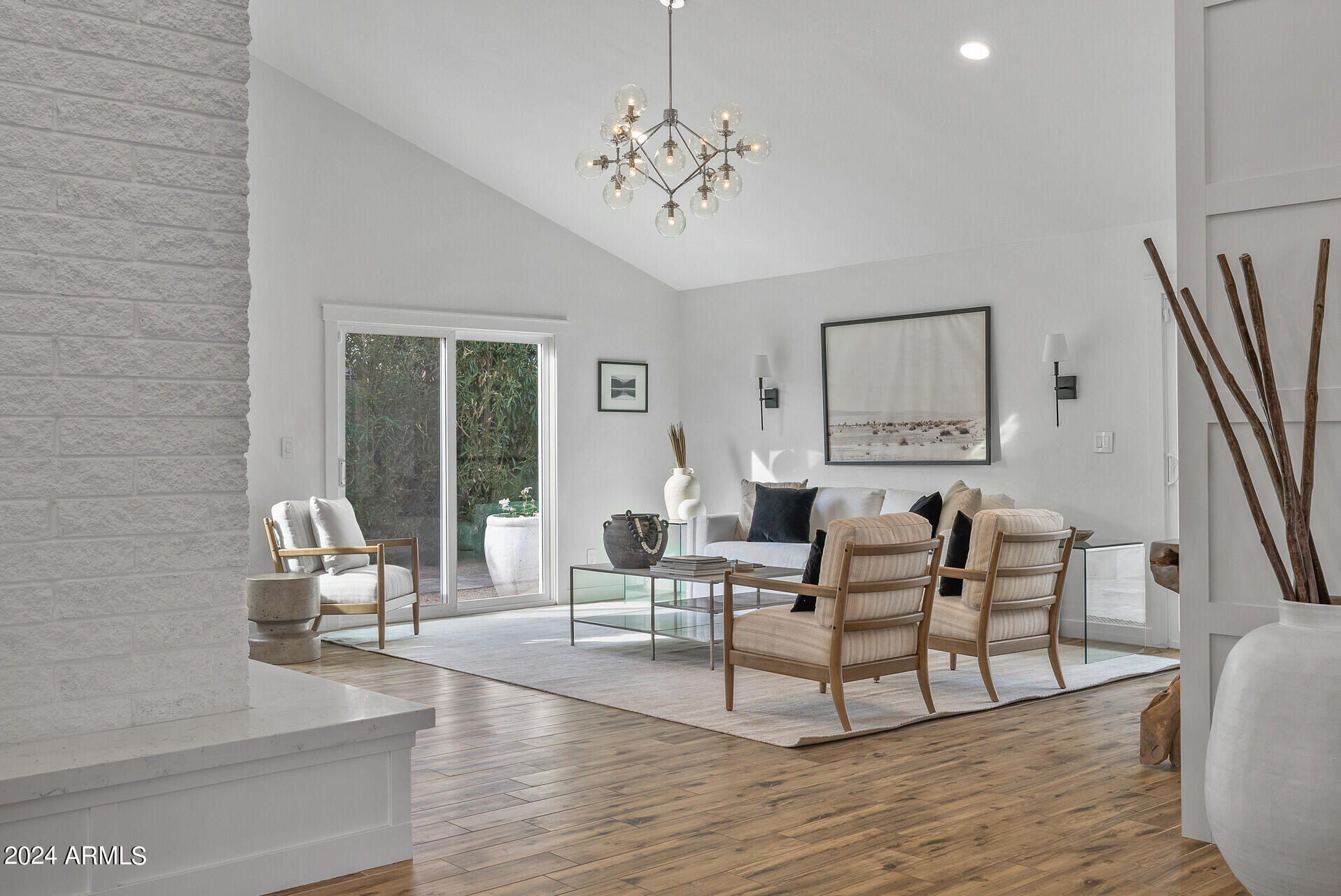 3834 N 35TH Place