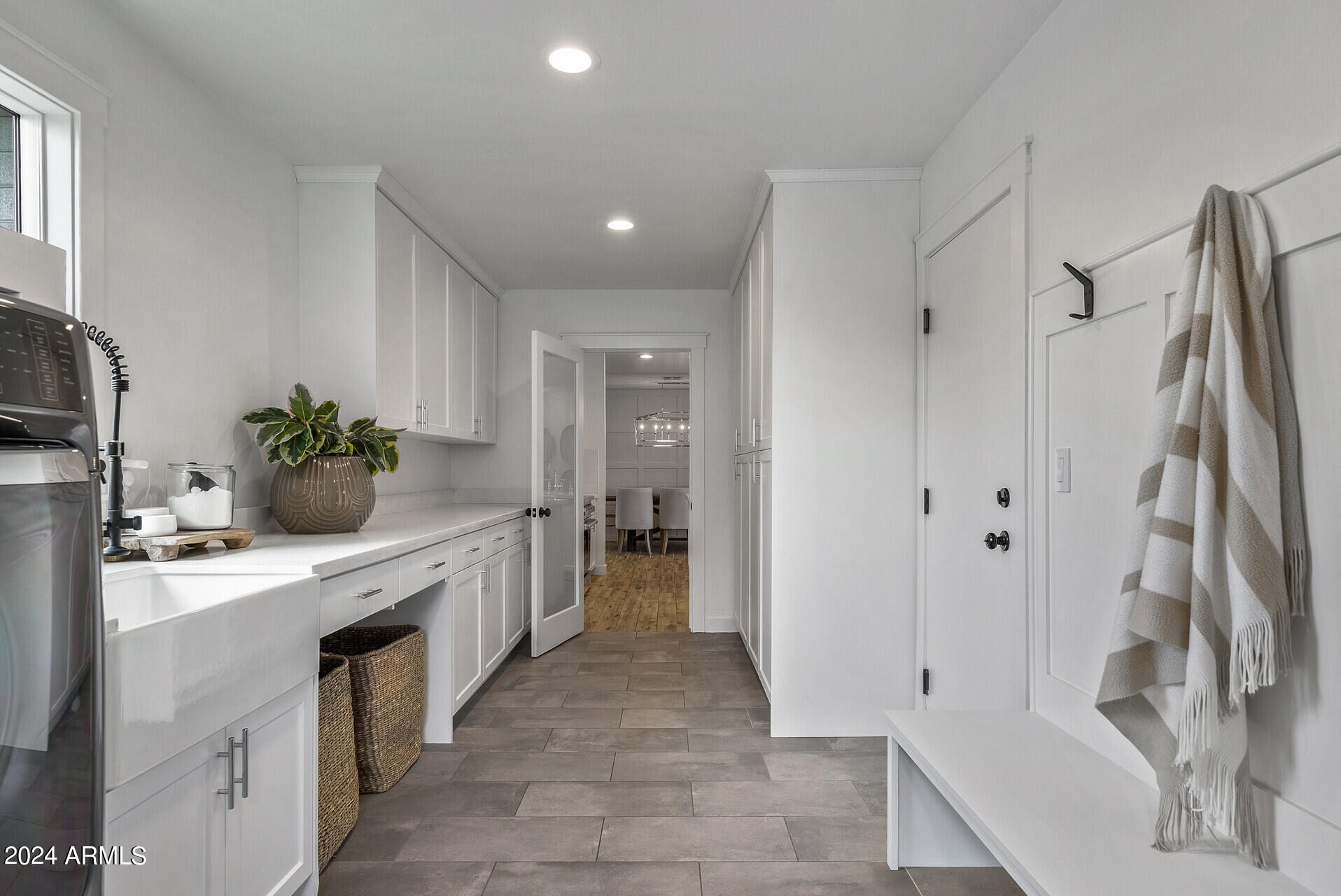 3834 N 35TH Place