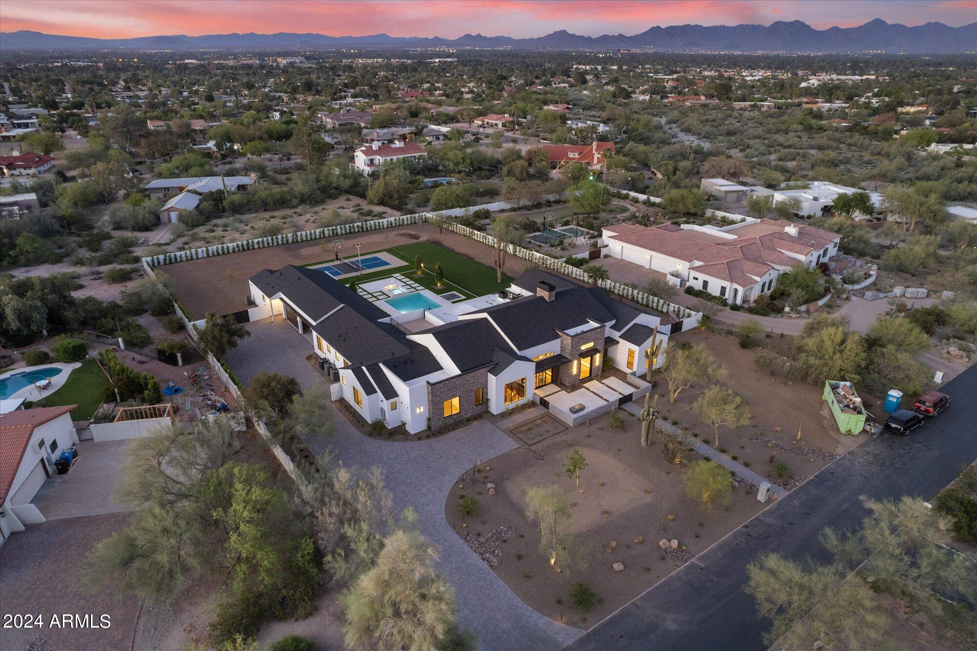 4116 E Mountain View Road