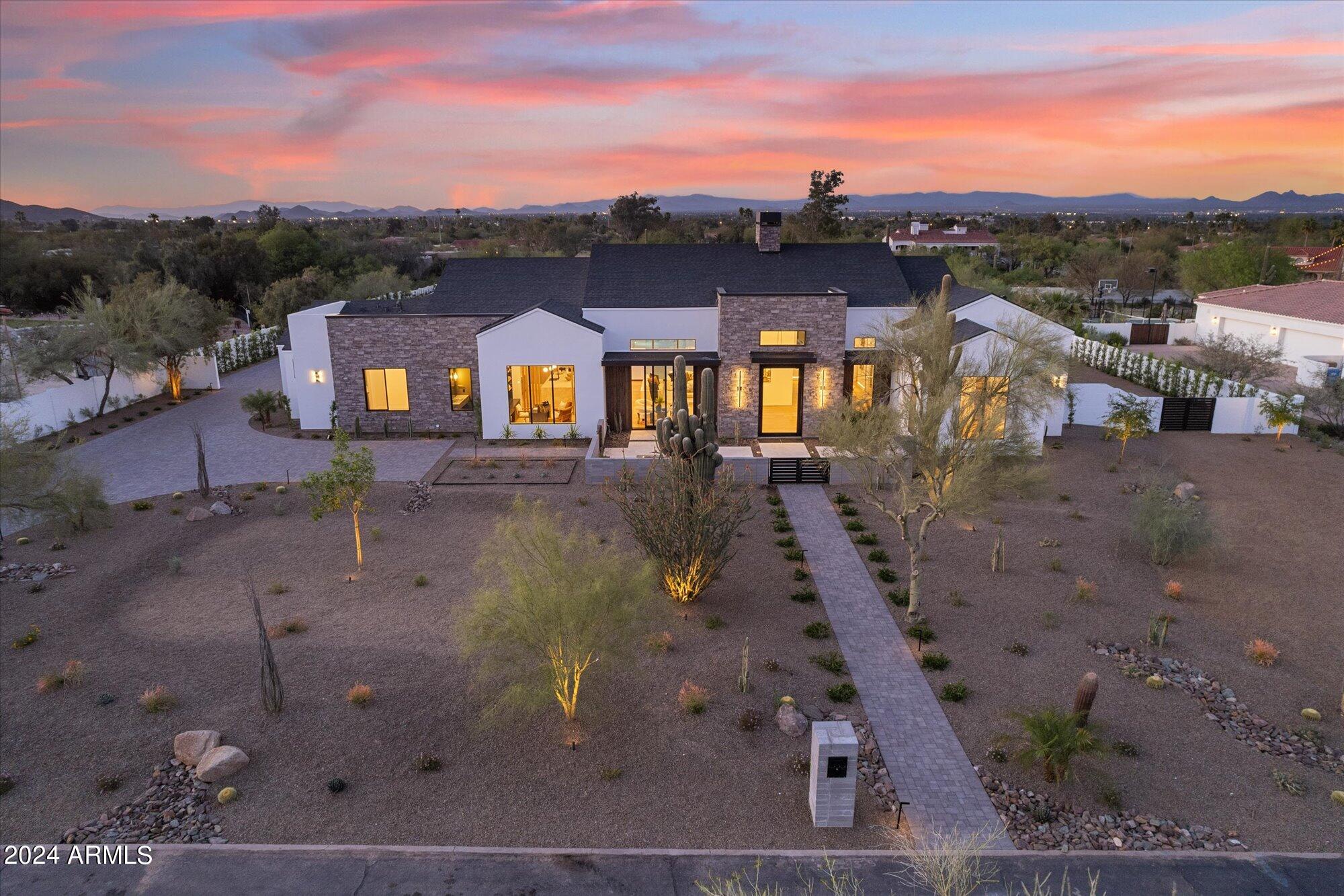 4116 E Mountain View Road