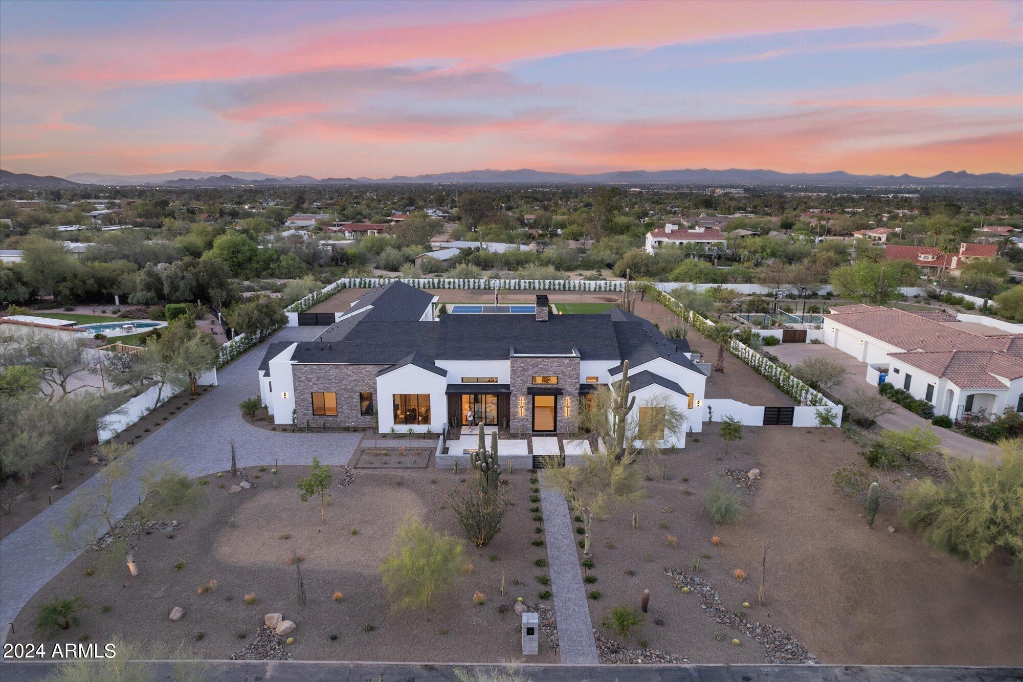 4116 E Mountain View Road