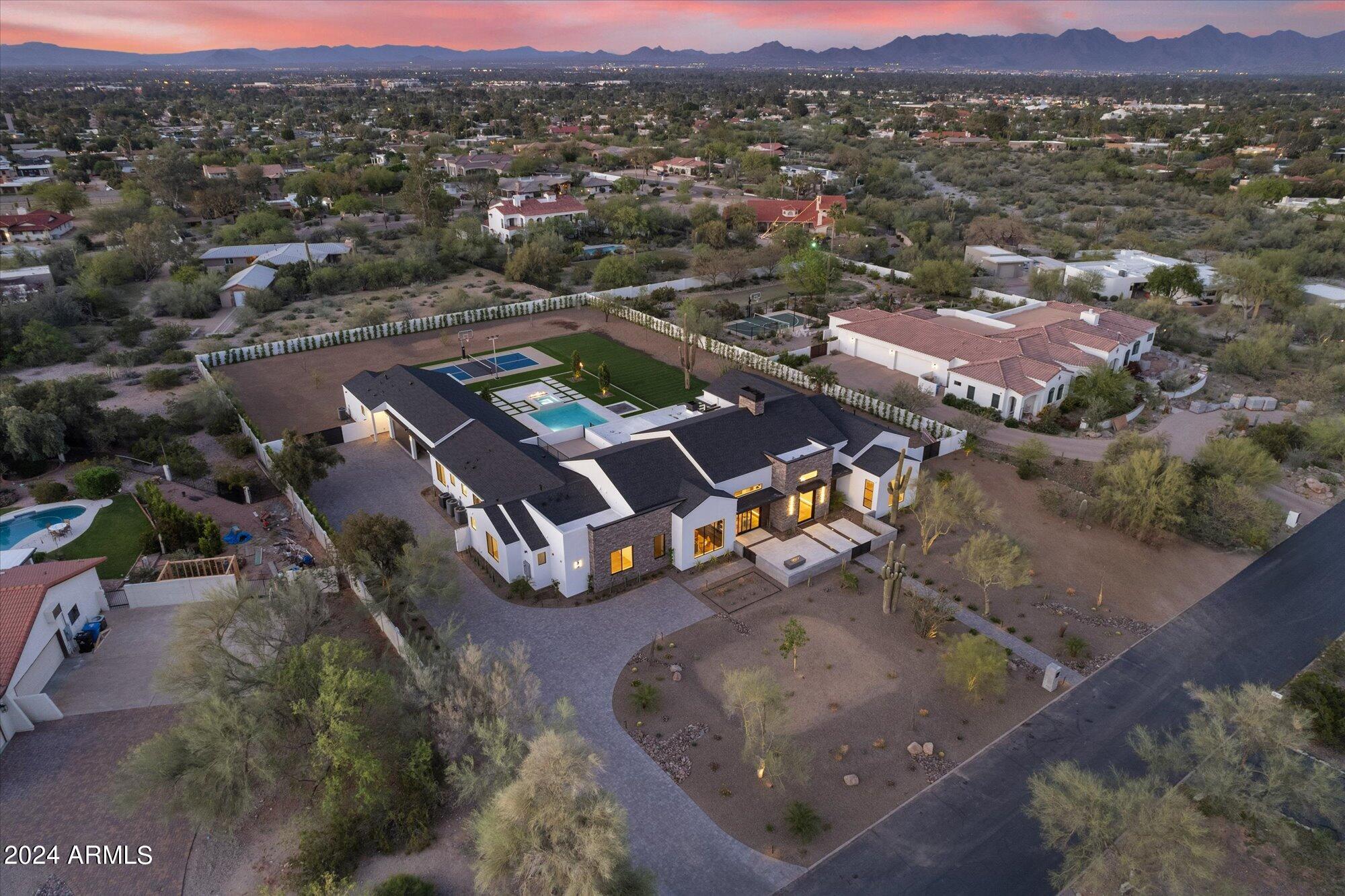 4116 E Mountain View Road