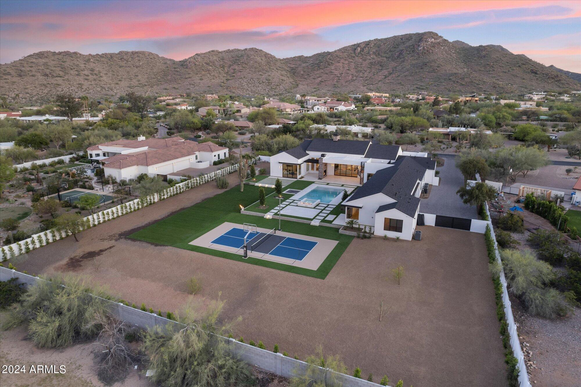 4116 E Mountain View Road