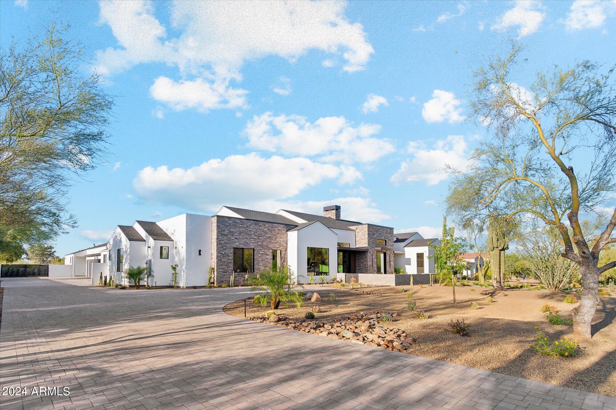 4116 E Mountain View Road