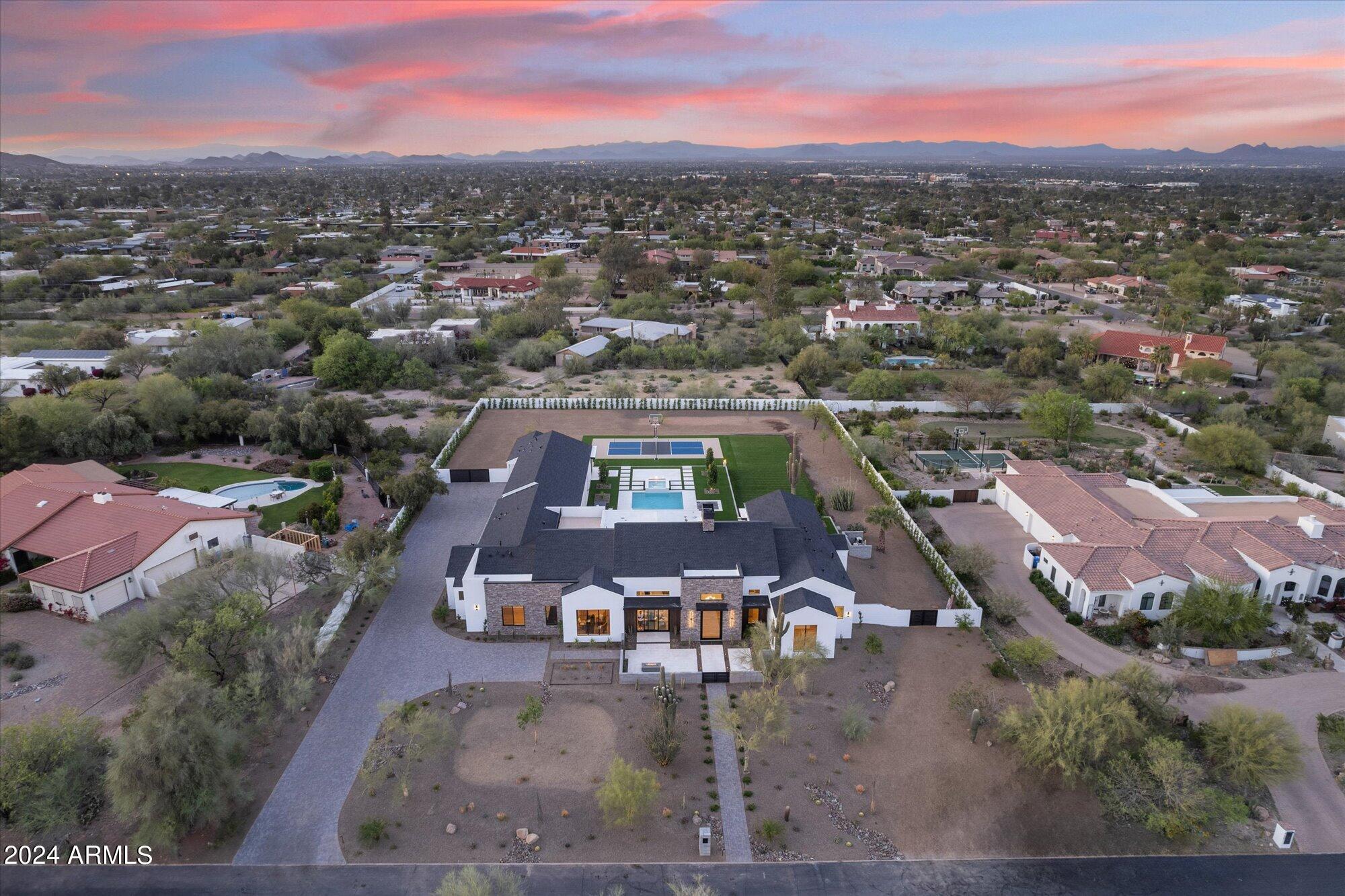 4116 E Mountain View Road