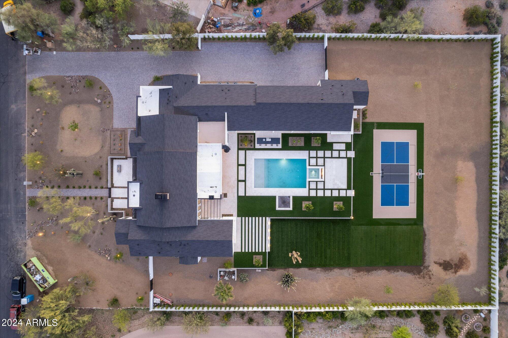 4116 E Mountain View Road