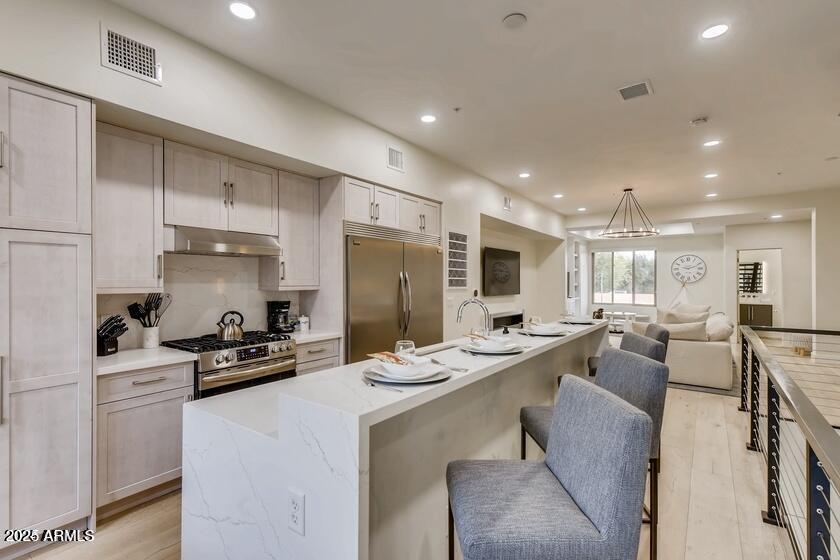 7788 E MAIN Street, 1007