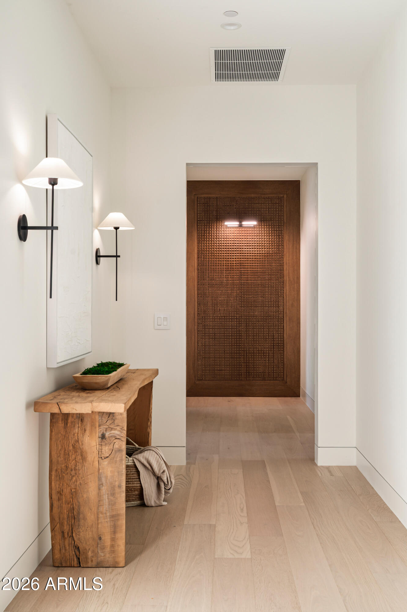 4864 E LAFAYETTE Boulevard