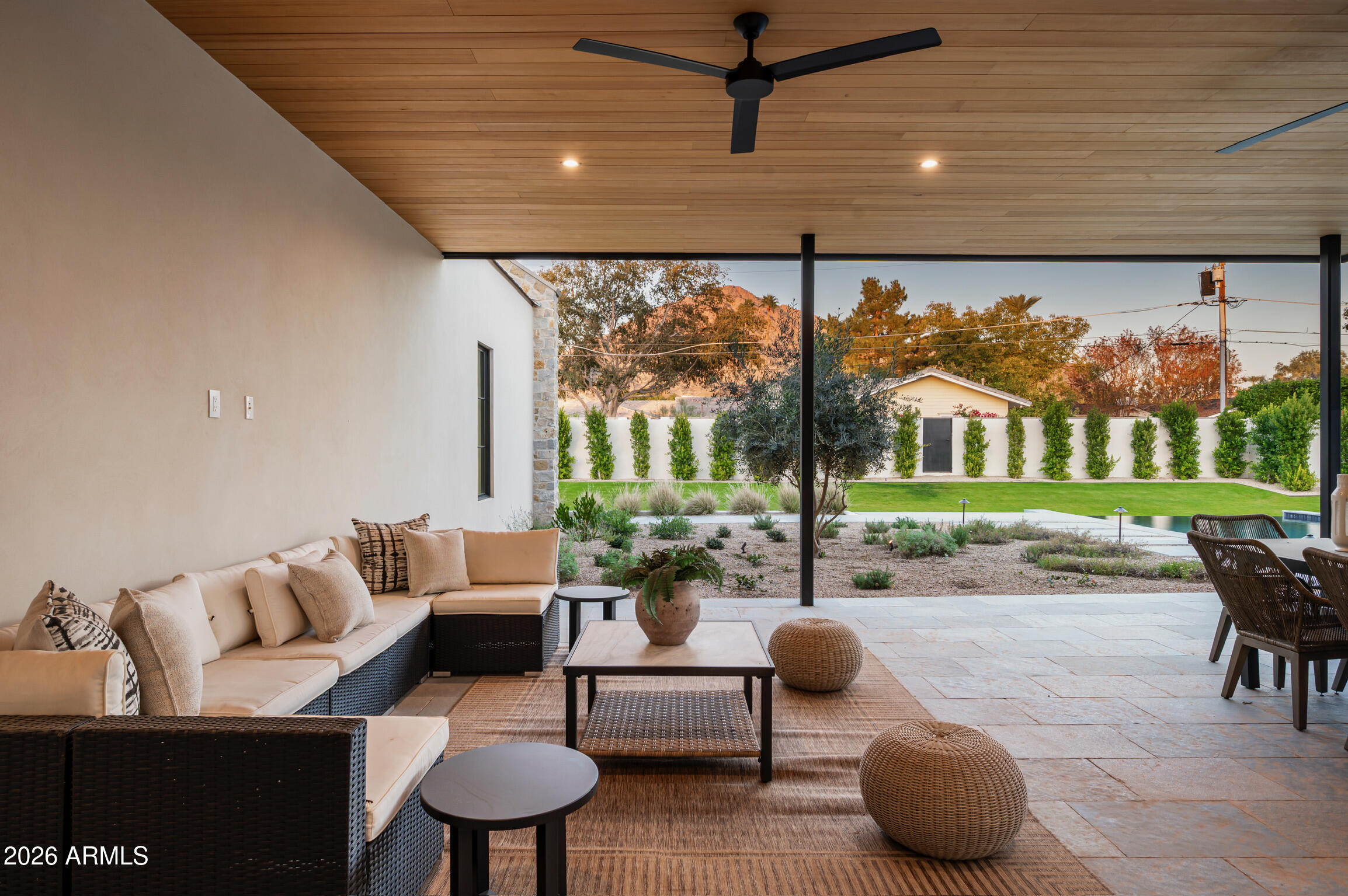 4864 E LAFAYETTE Boulevard