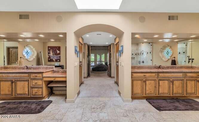 4214 E Claremont Avenue