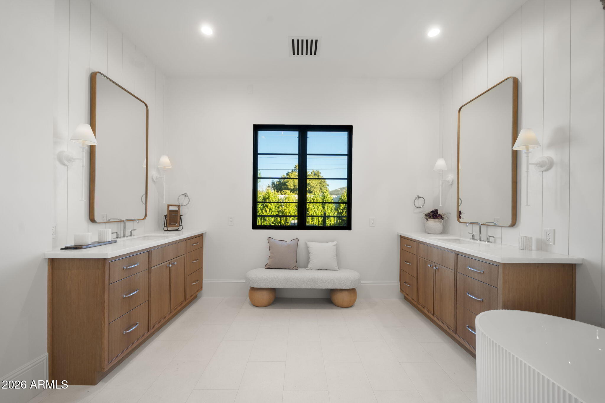 6312 E CALLE DEL PAISANO