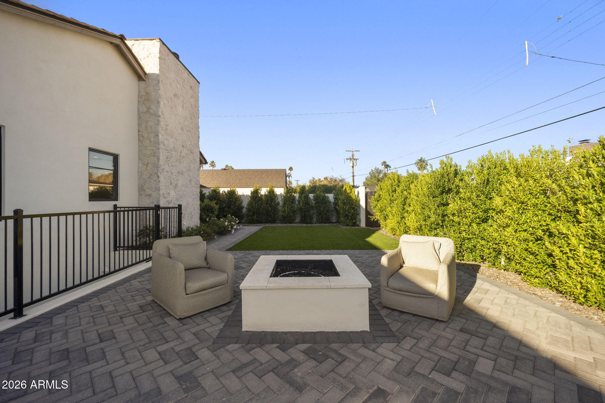 6312 E CALLE DEL PAISANO