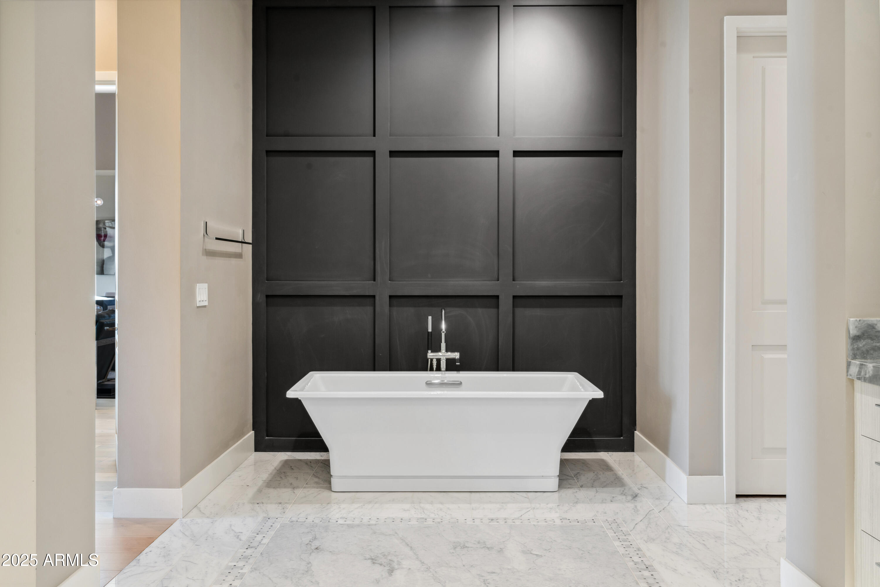 2 BILTMORE Estate 309