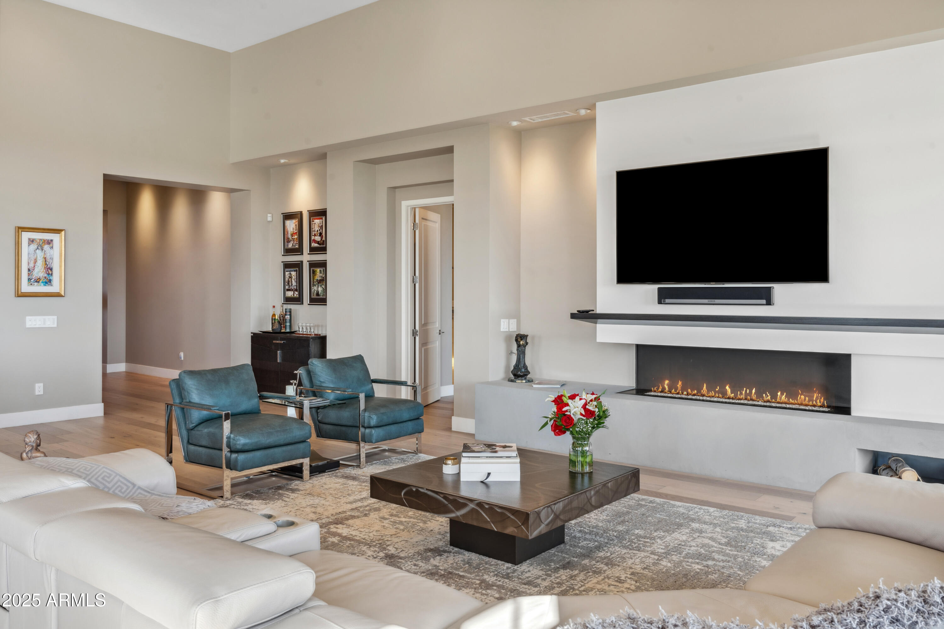 2 BILTMORE Estate 309