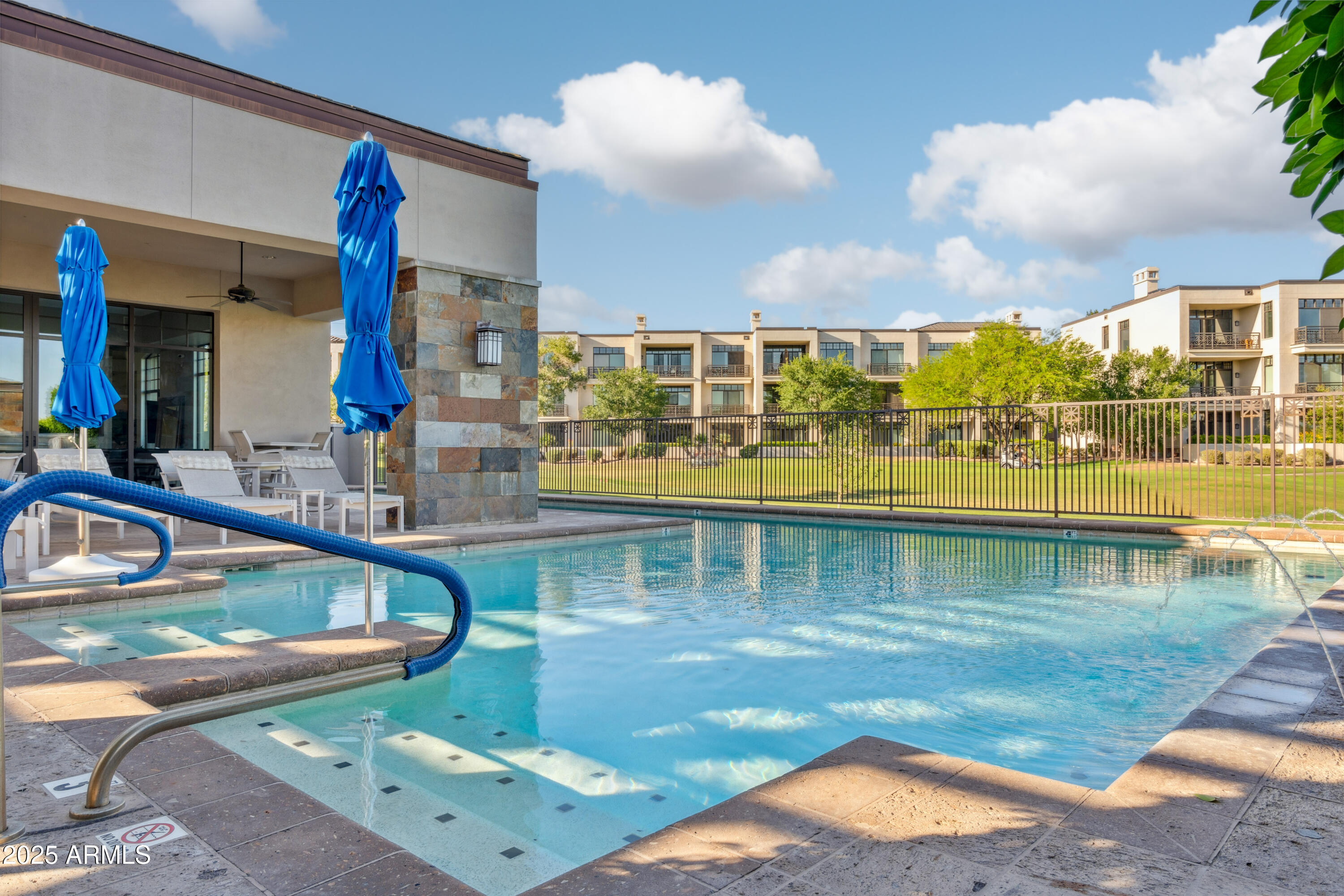 2 BILTMORE Estate 309