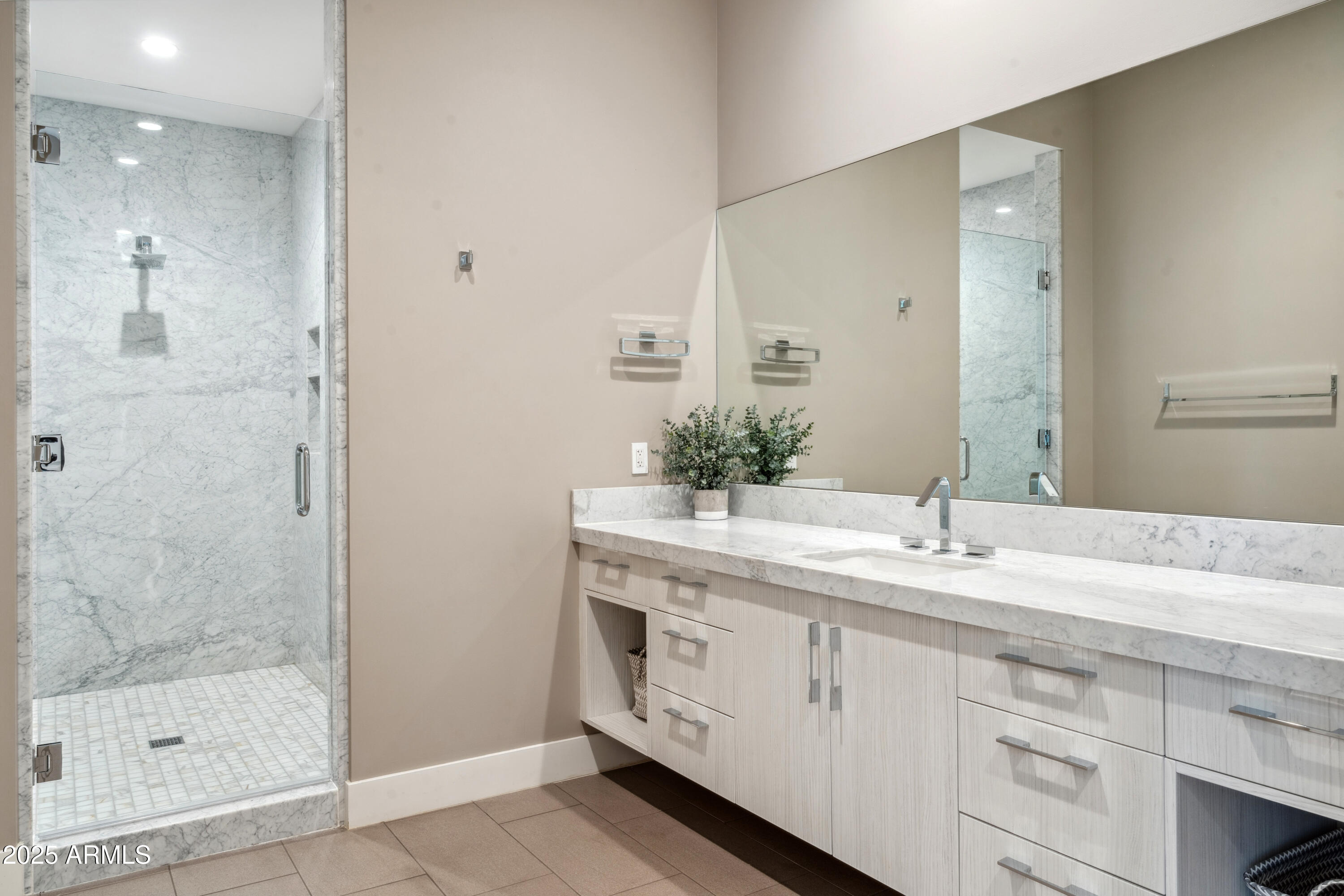 2 BILTMORE Estate 309