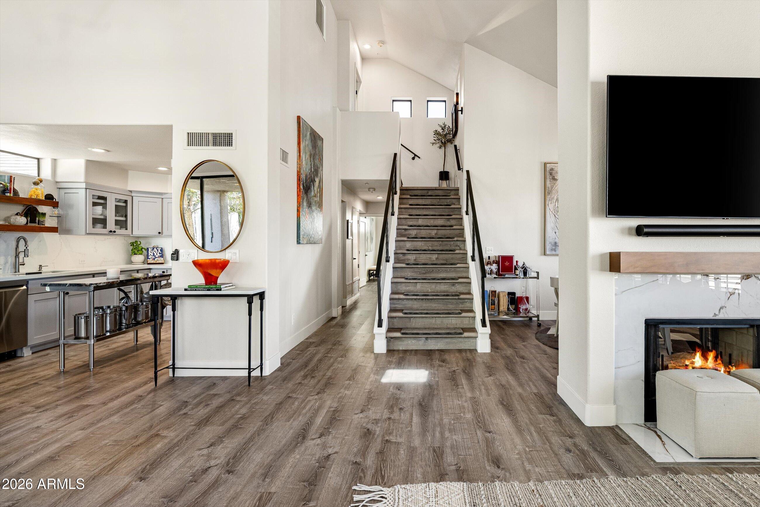 7400 E GAINEY CLUB Drive 208