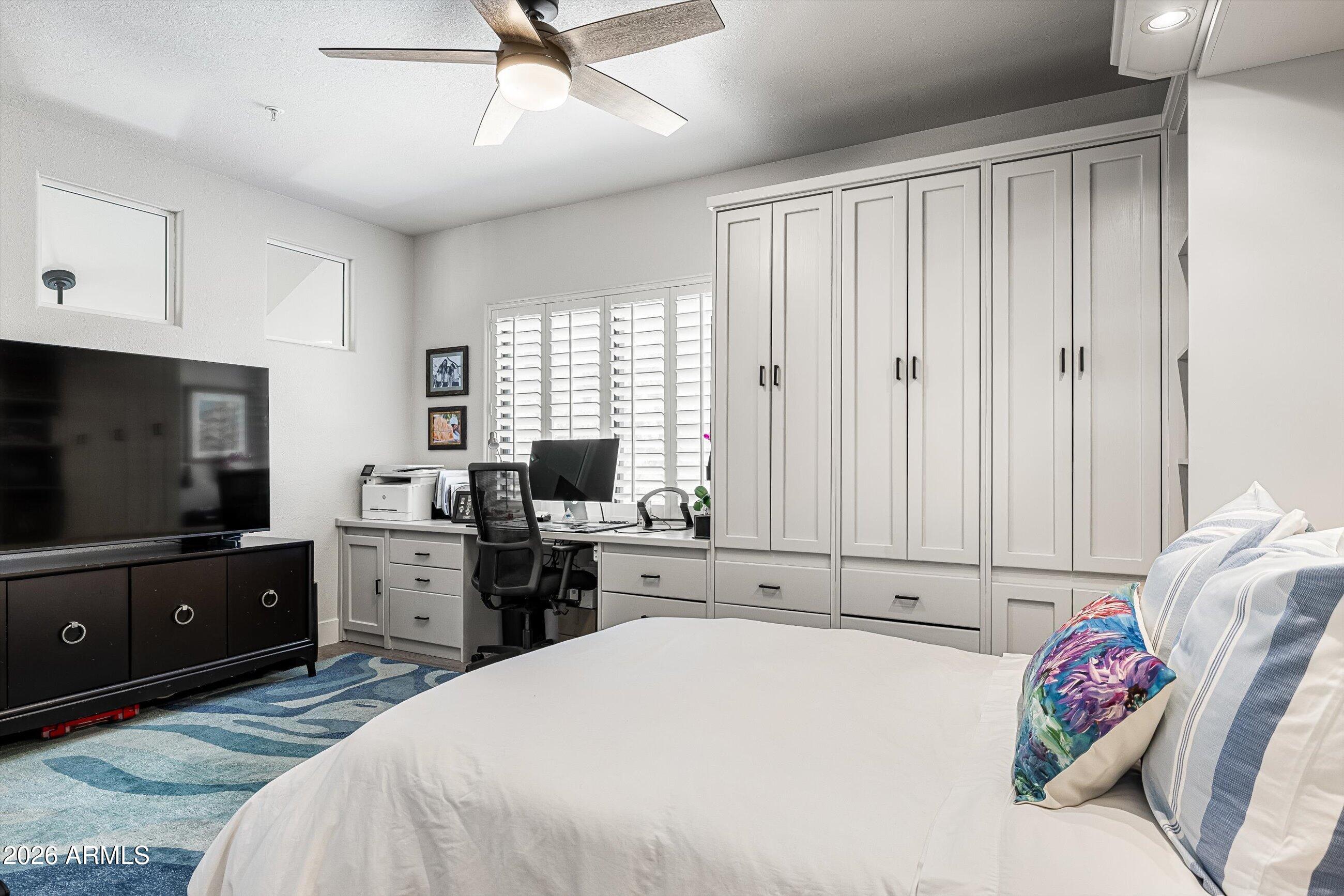 7400 E GAINEY CLUB Drive 208