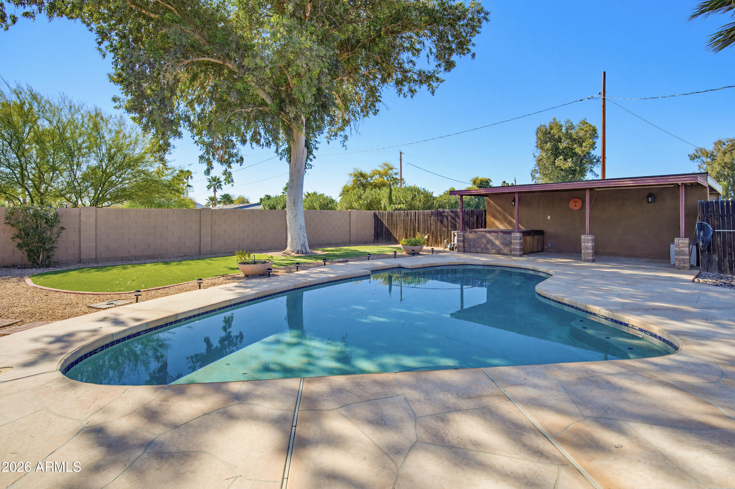 6521 E SWEETWATER Avenue