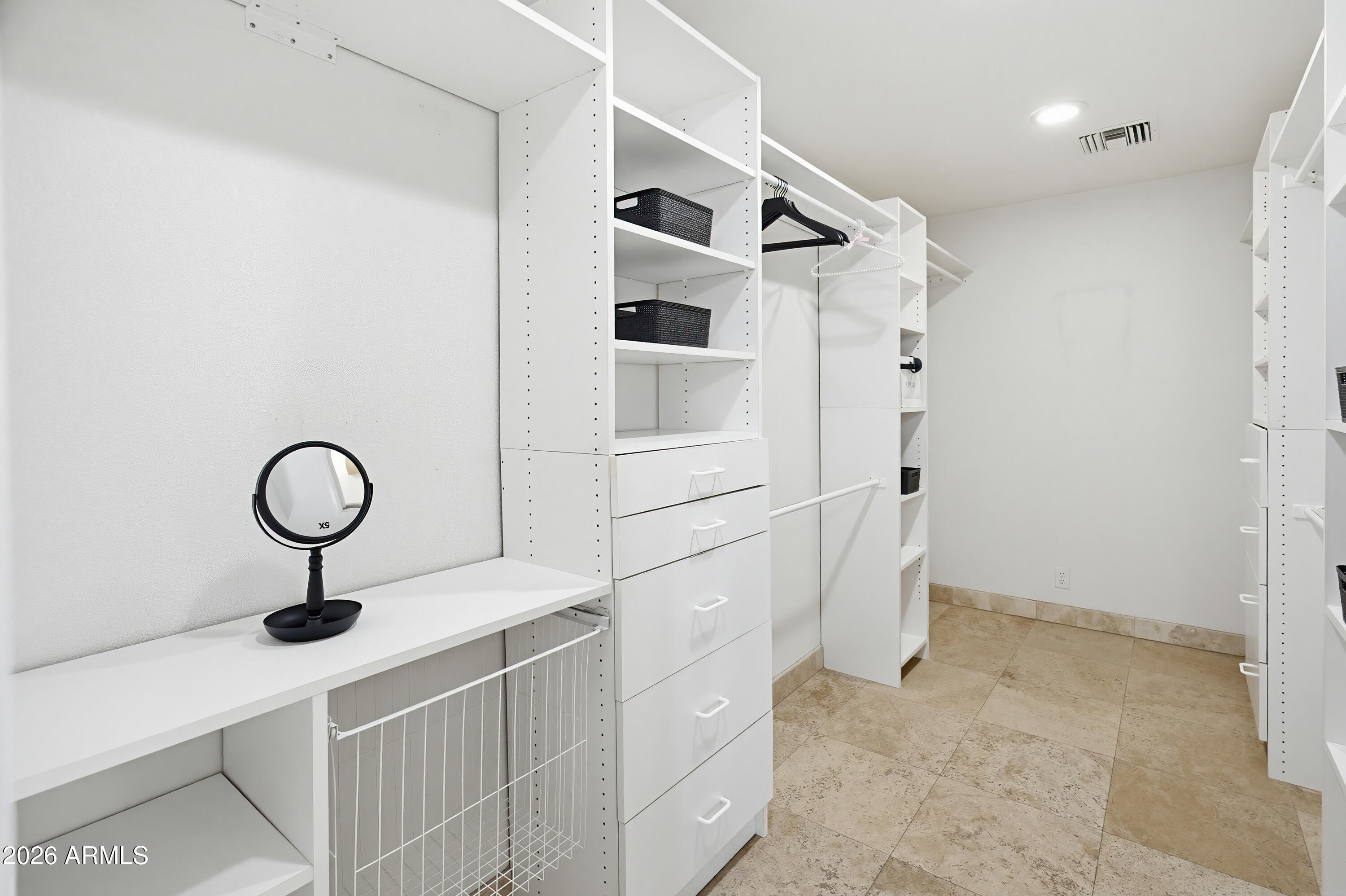 6521 E SWEETWATER Avenue