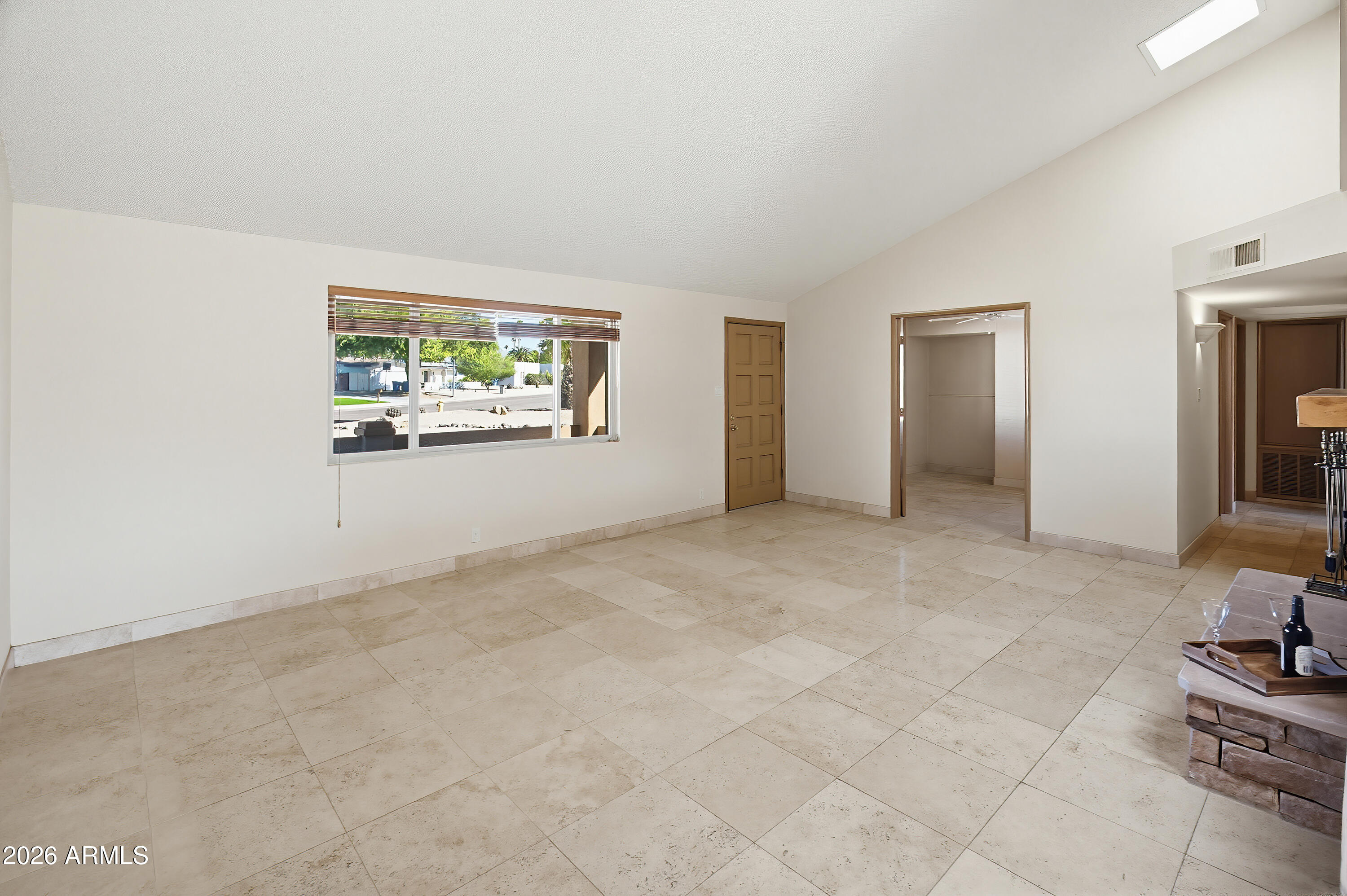 6521 E SWEETWATER Avenue