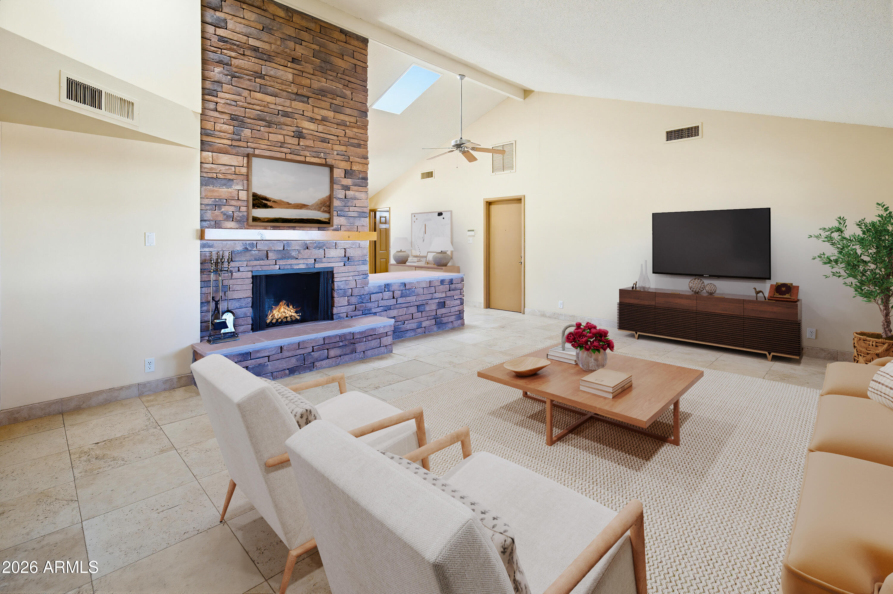 6521 E SWEETWATER Avenue