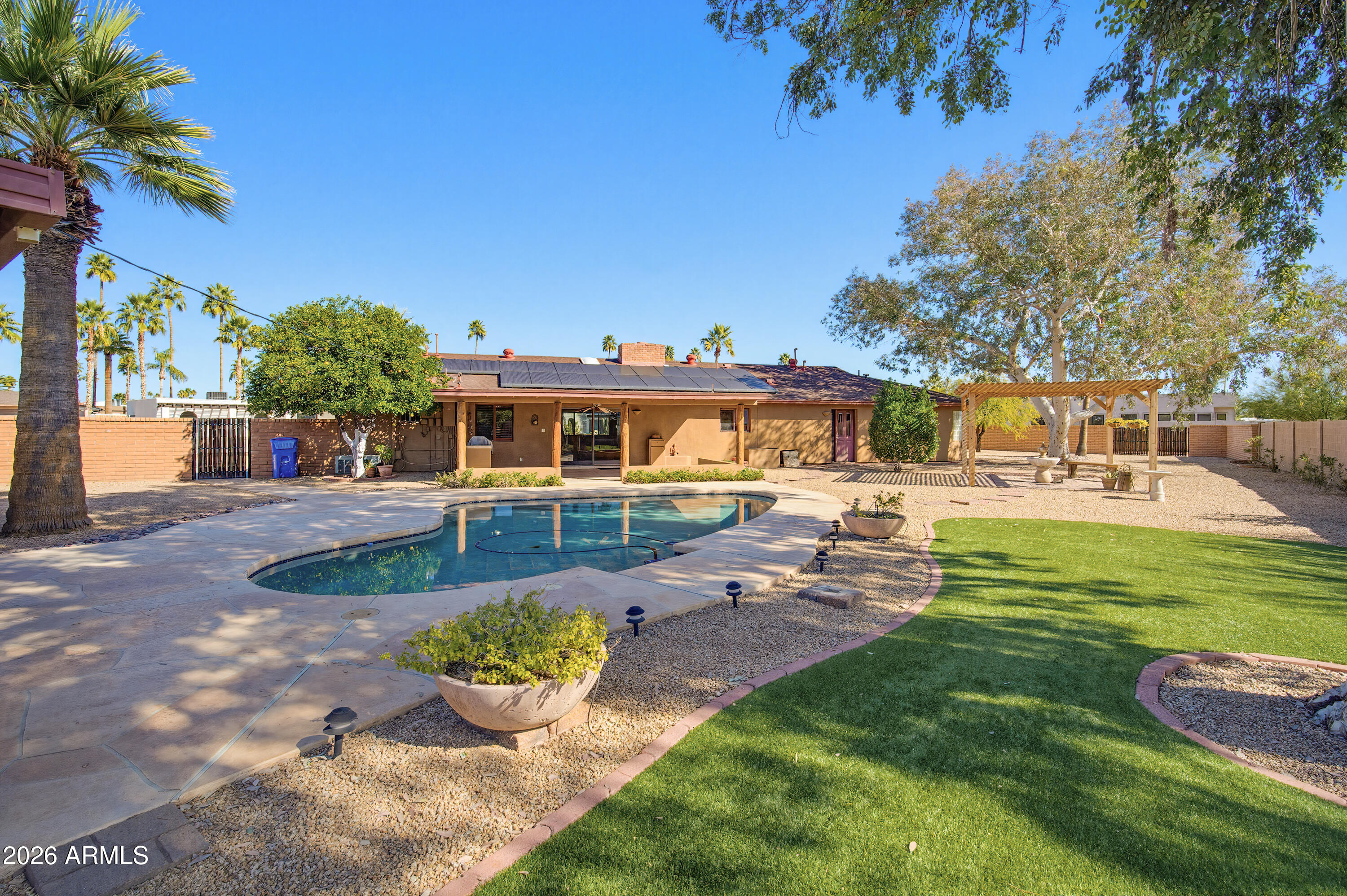 6521 E SWEETWATER Avenue